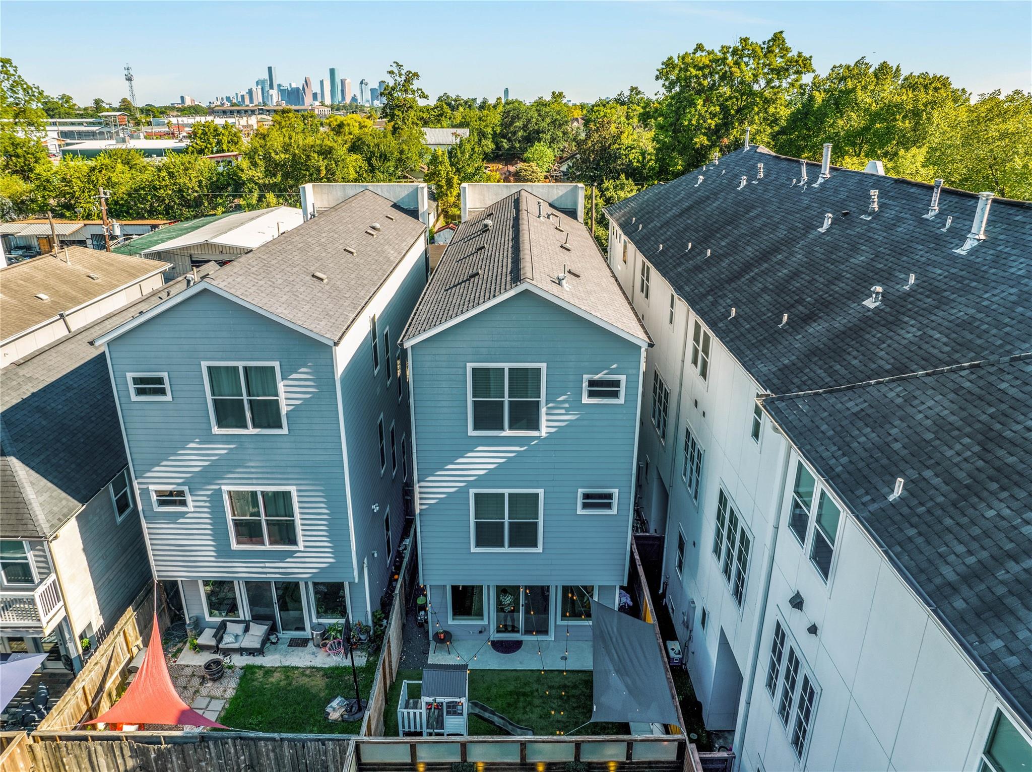 1205 E 28th Street