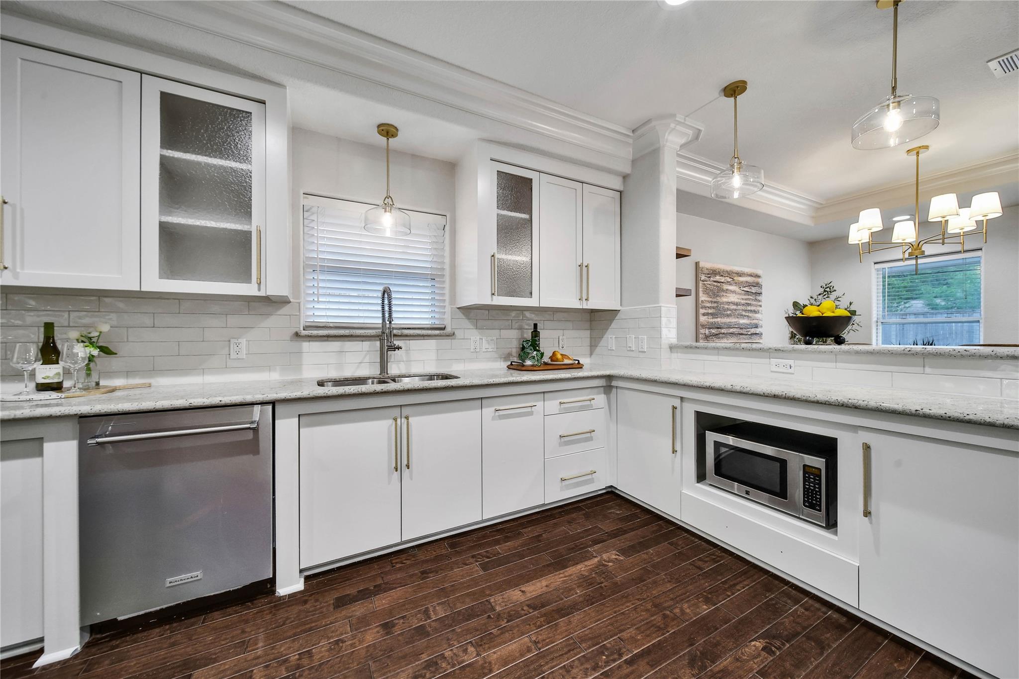 2102 Brimberry Street