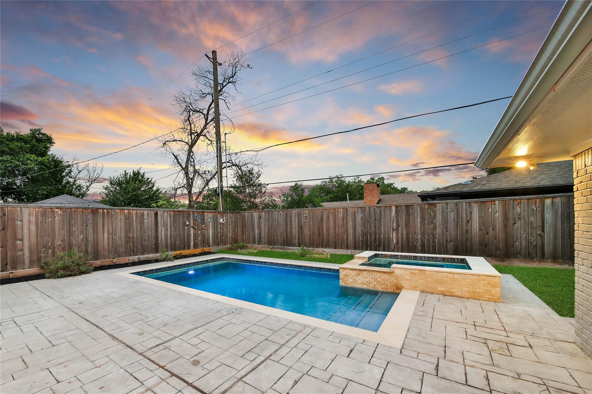 2102 Brimberry Street