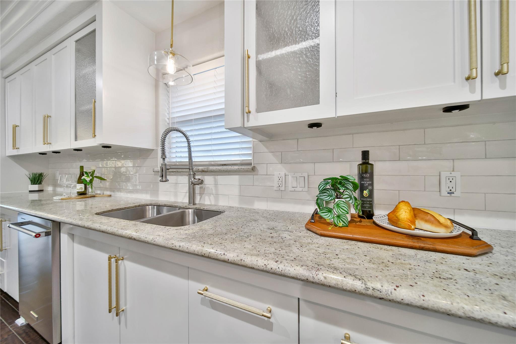 2102 Brimberry Street