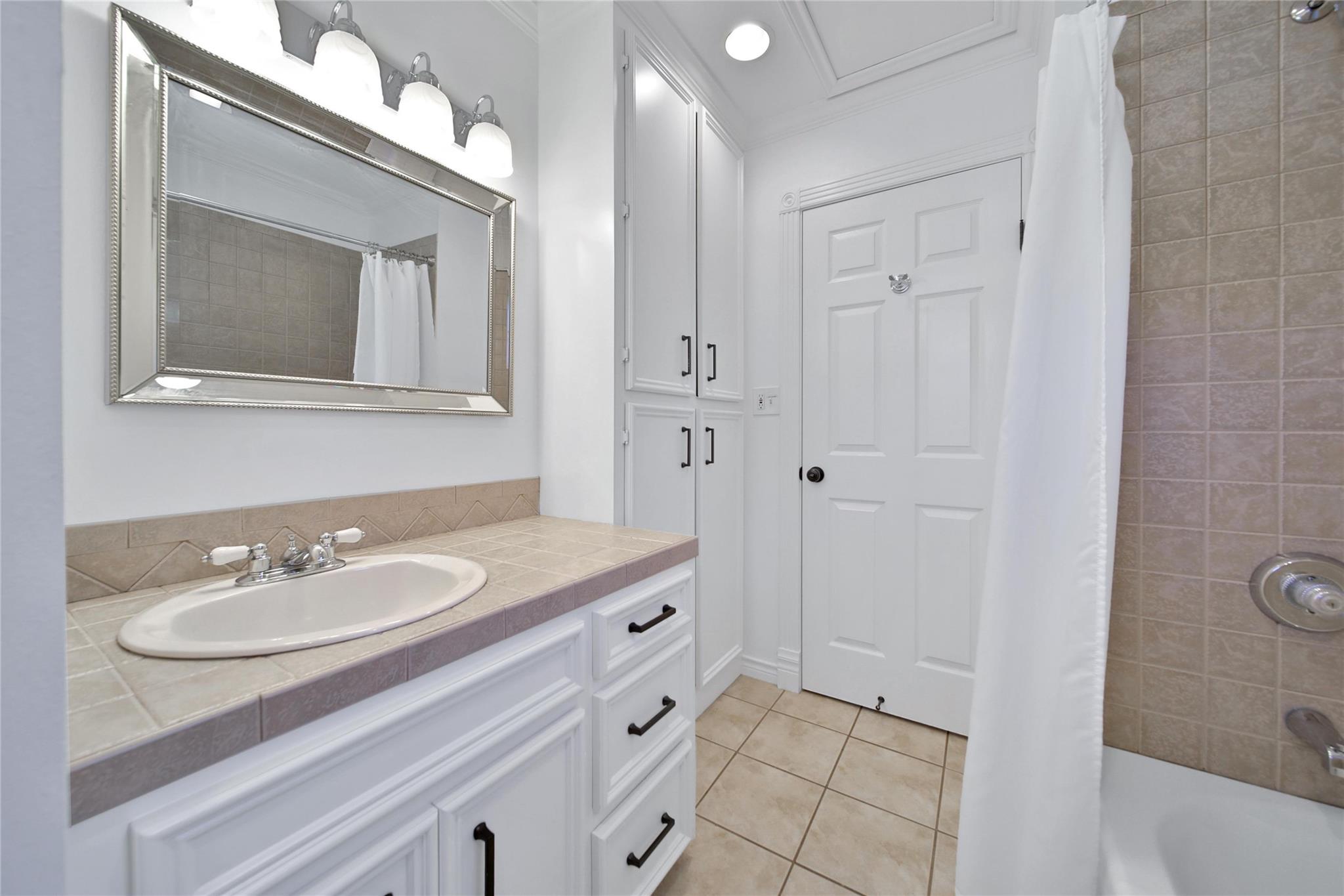 520 W 15th Street