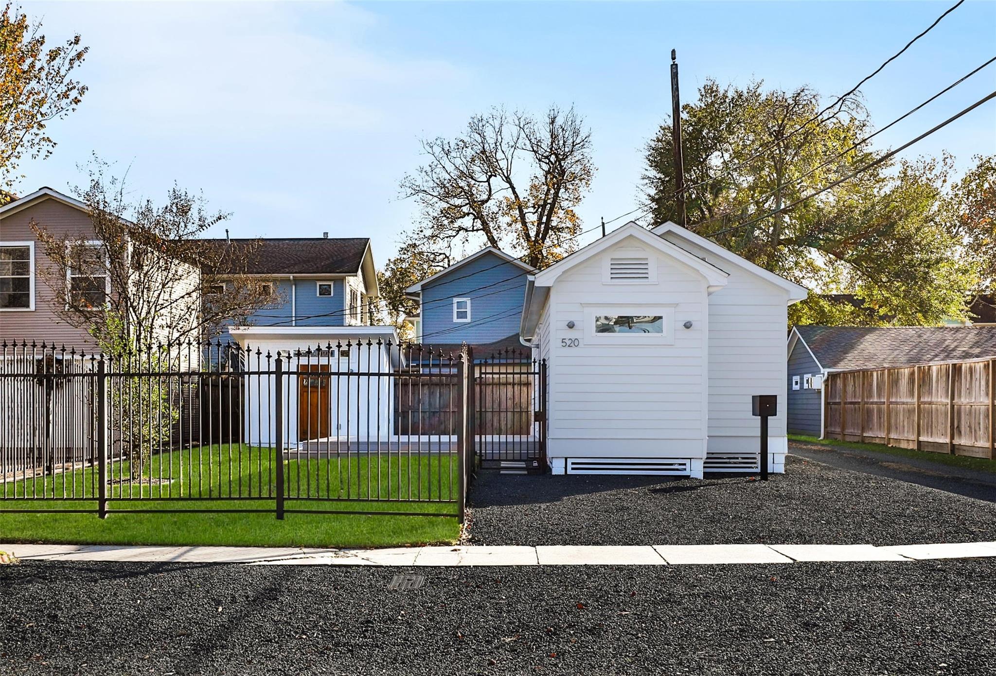 520 W 15th Street