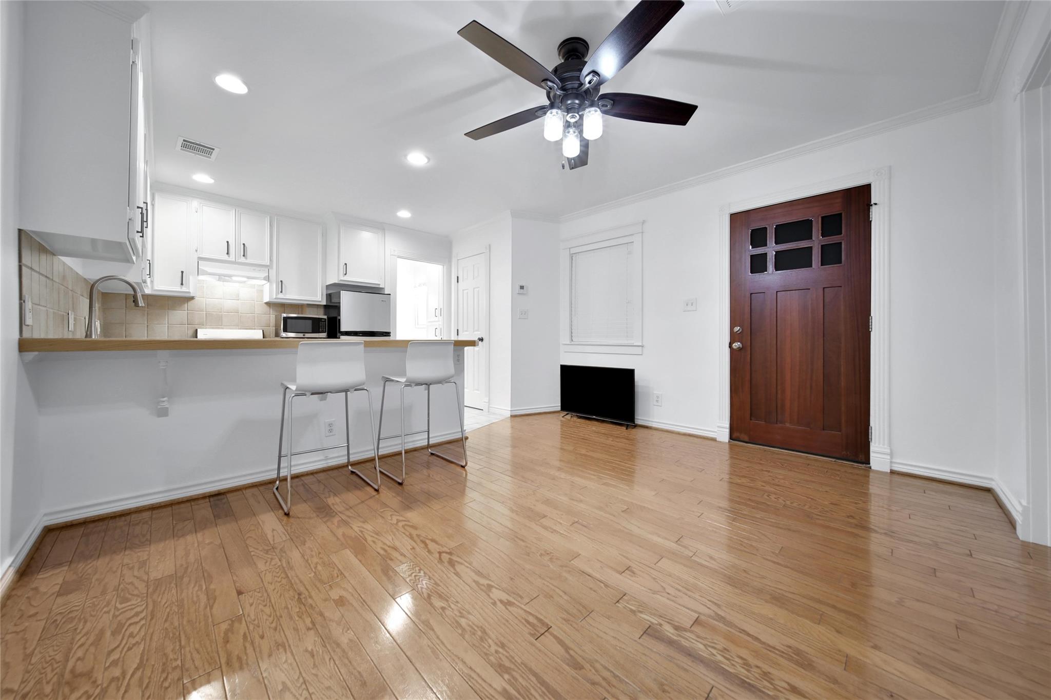 520 W 15th Street