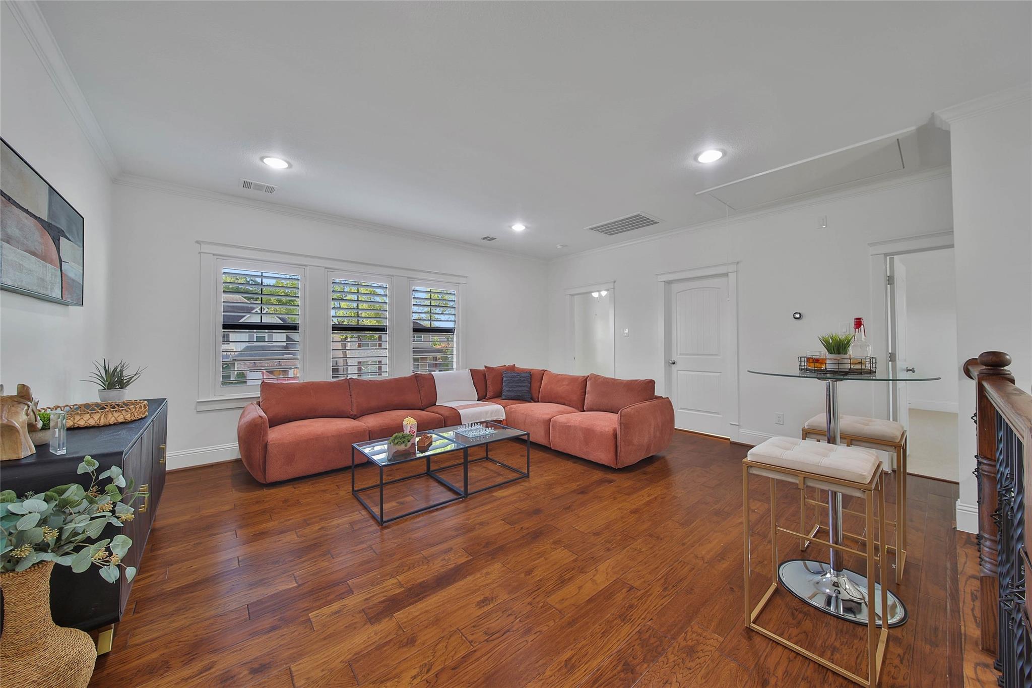 1236 Chamboard Lane