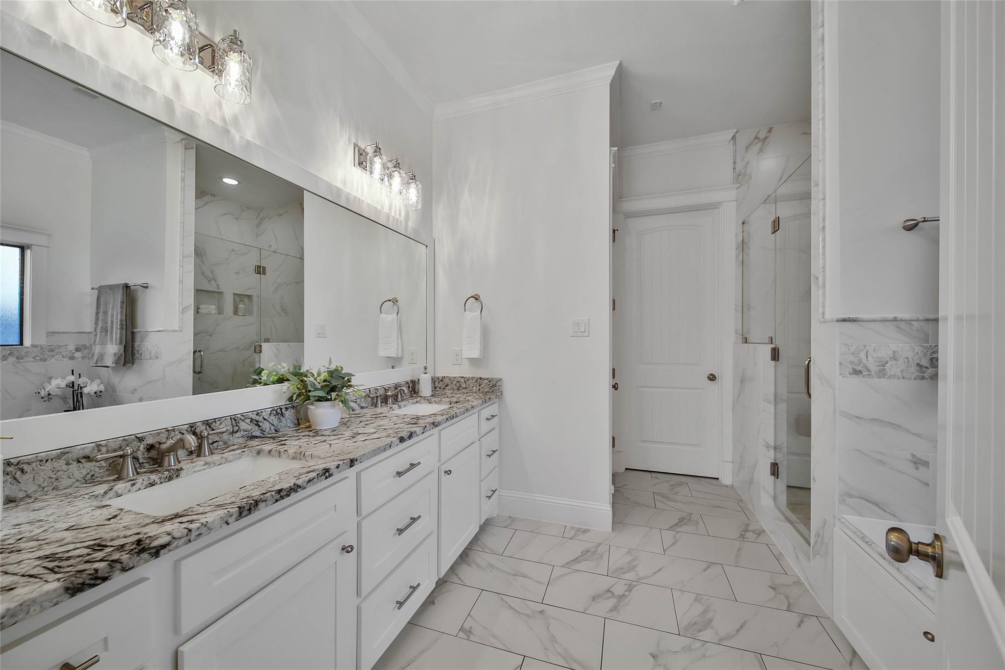 1236 Chamboard Lane