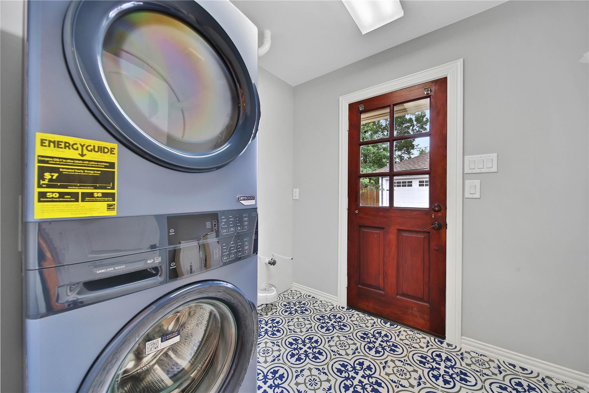 1146 Chamboard Lane
