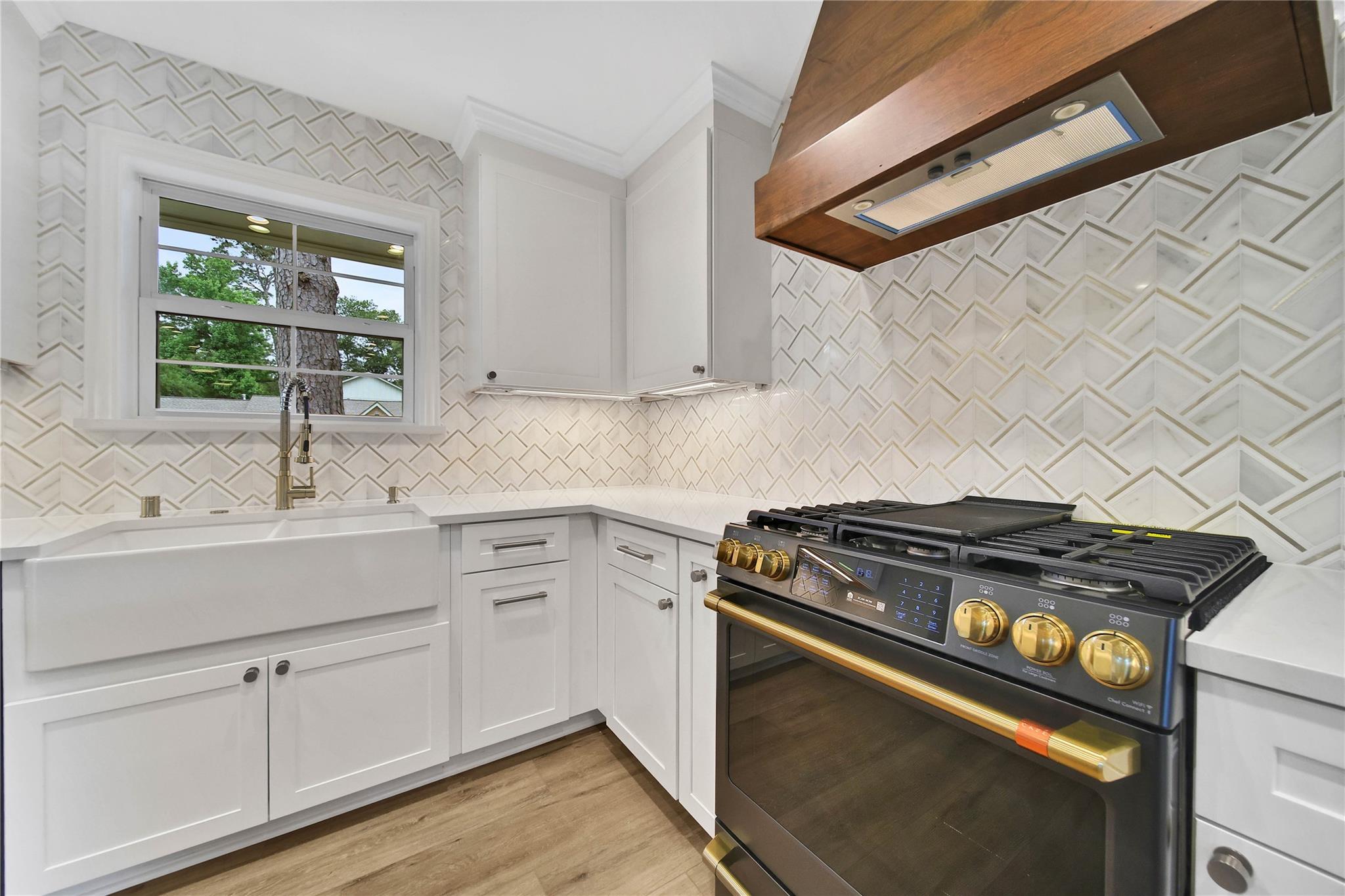 1146 Chamboard Lane