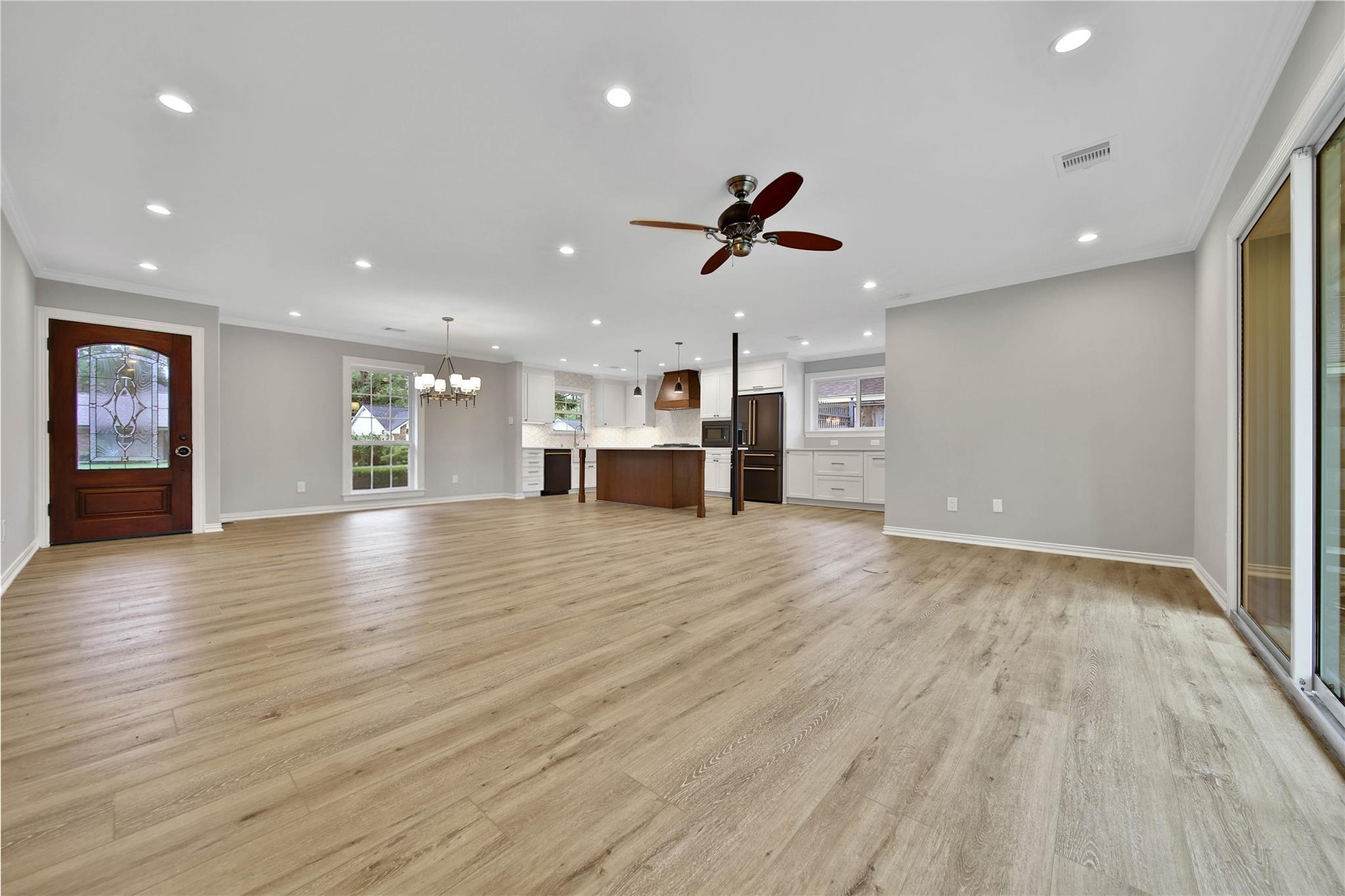 1146 Chamboard Lane