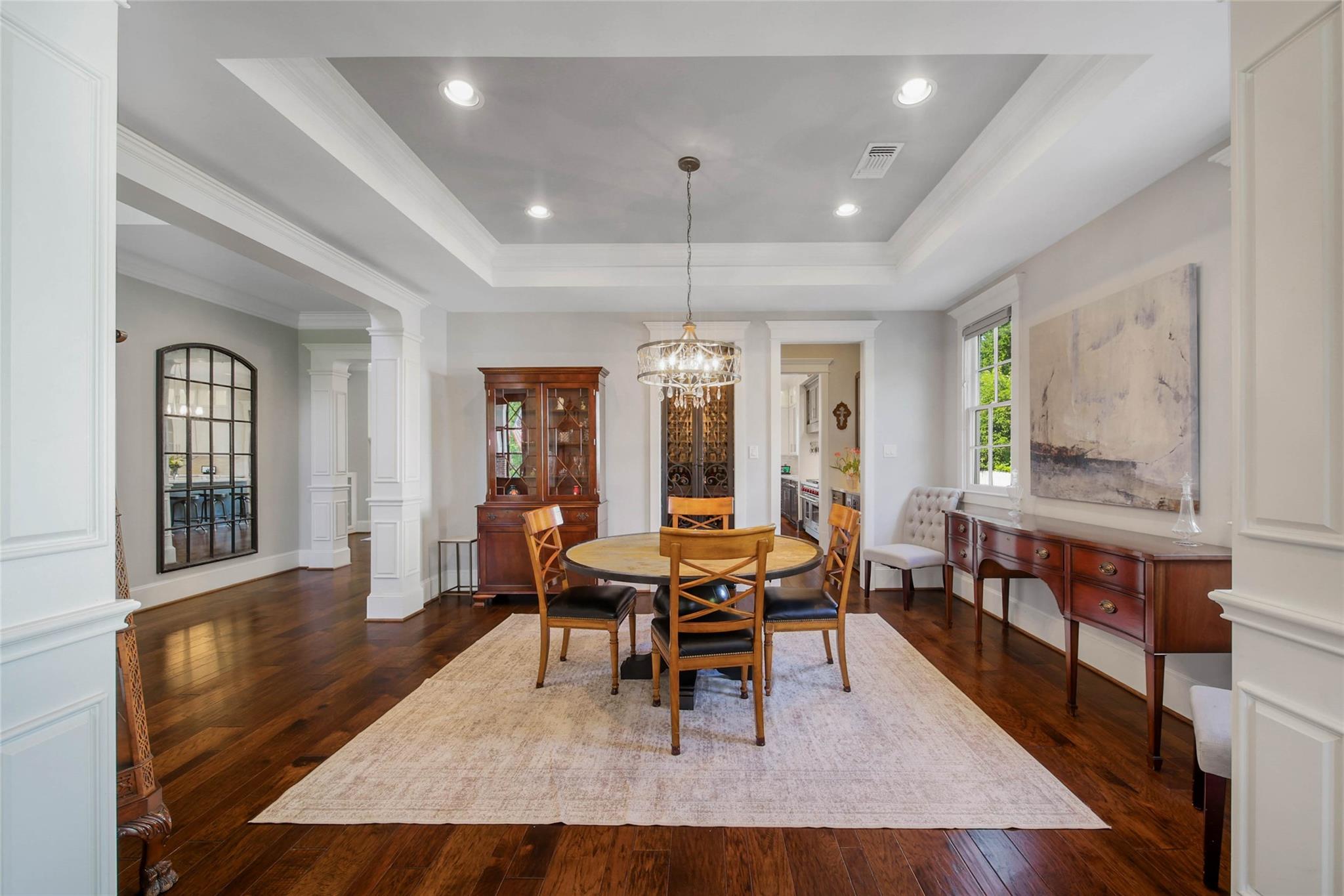 416 W 33rd Street