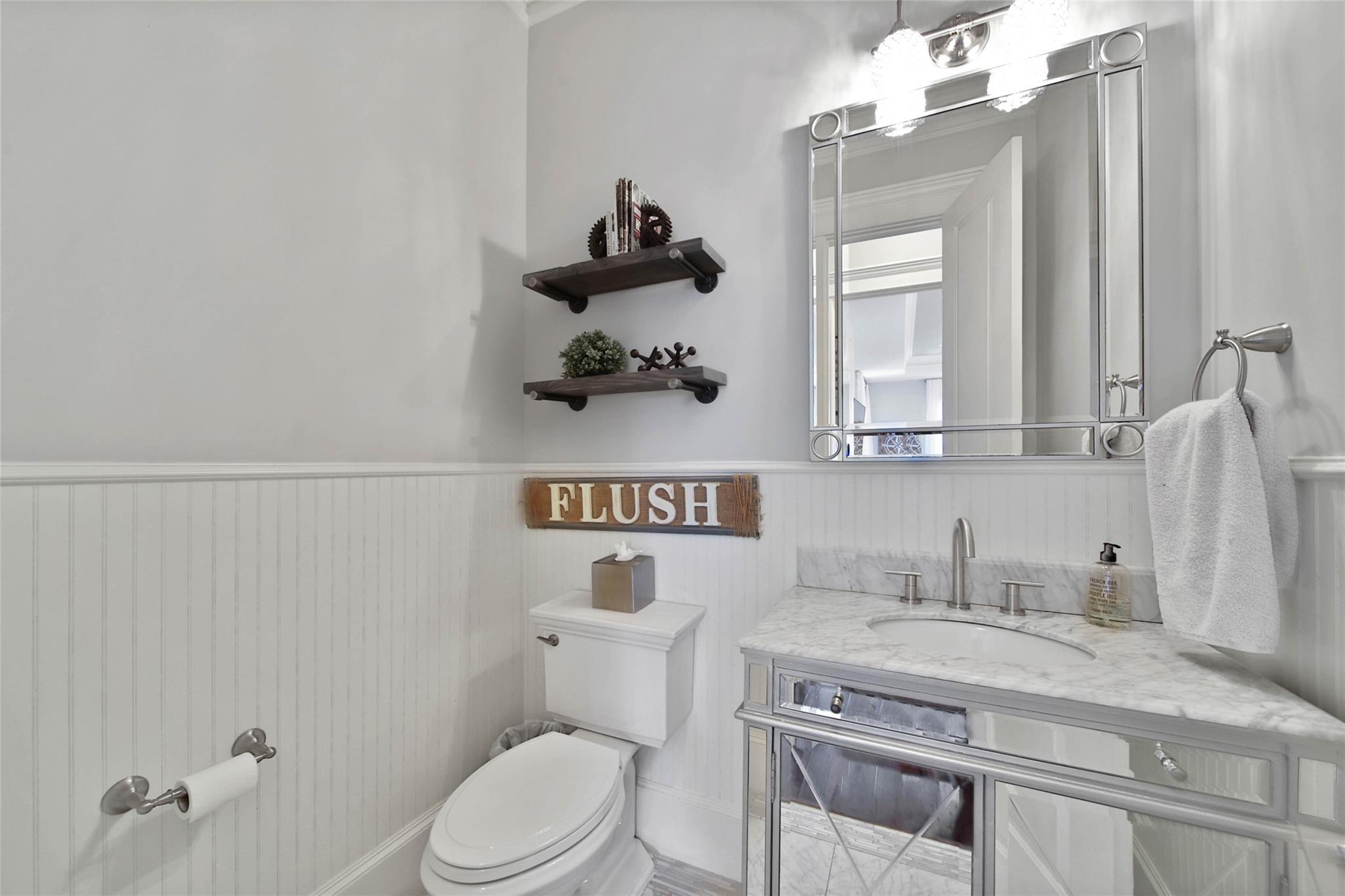 416 W 33rd Street