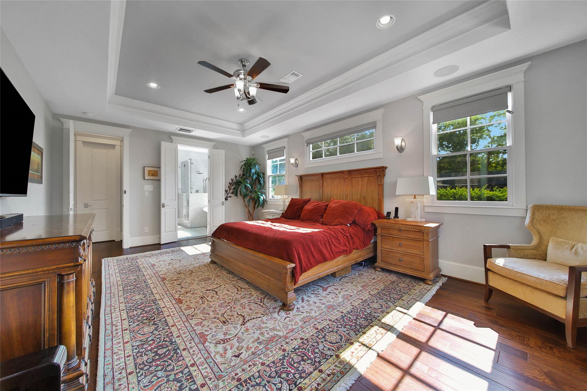 416 W 33rd Street