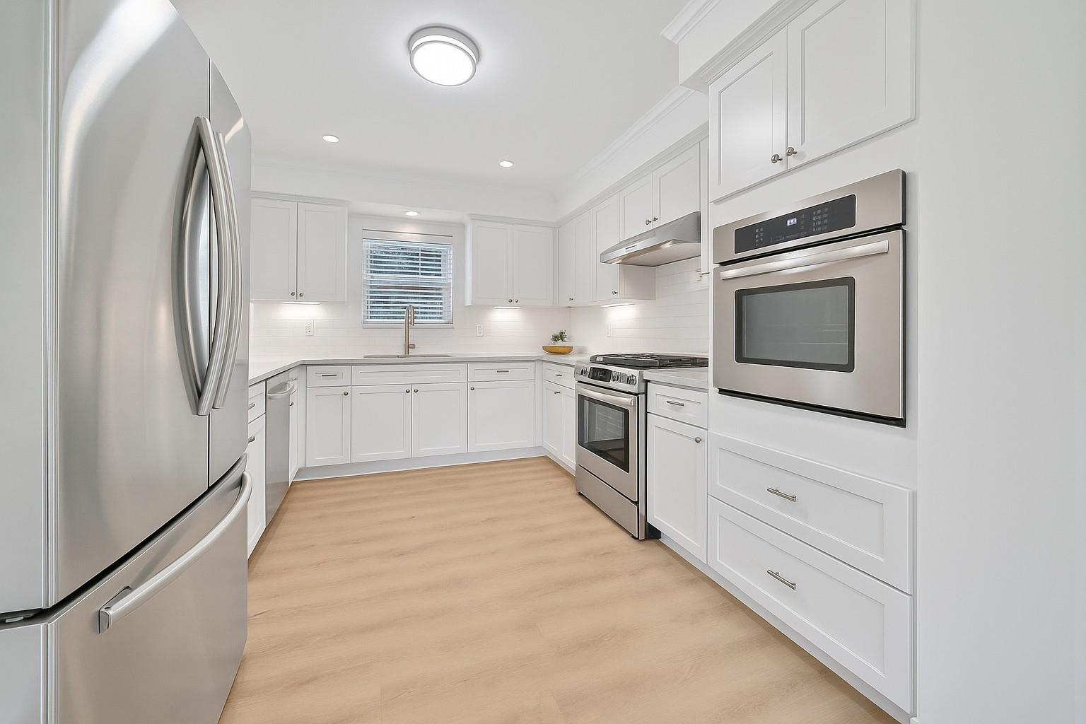 1146 Chamboard Lane