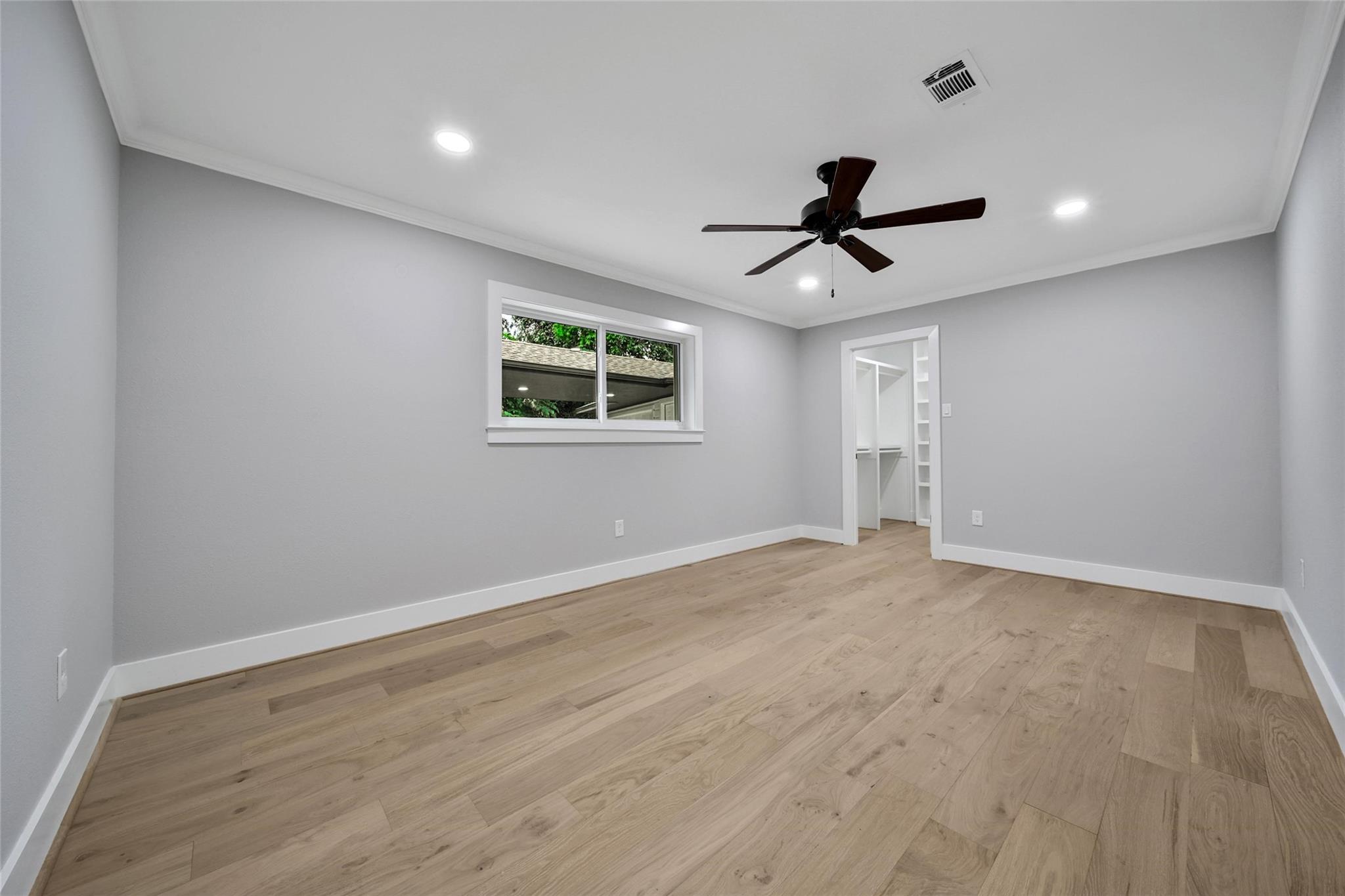 1122 Lehman Street