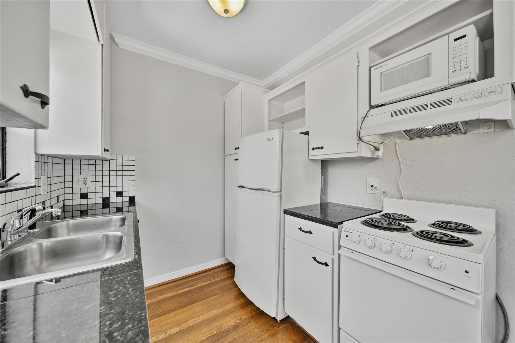 216 1/2 Munford Street