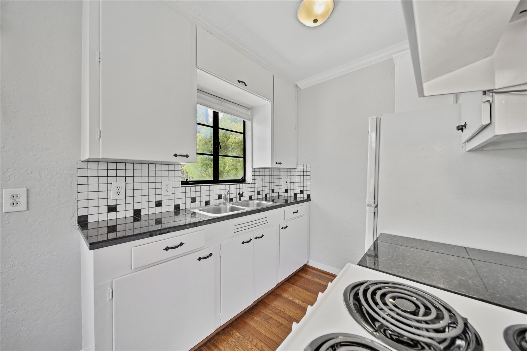216 1/2 Munford Street