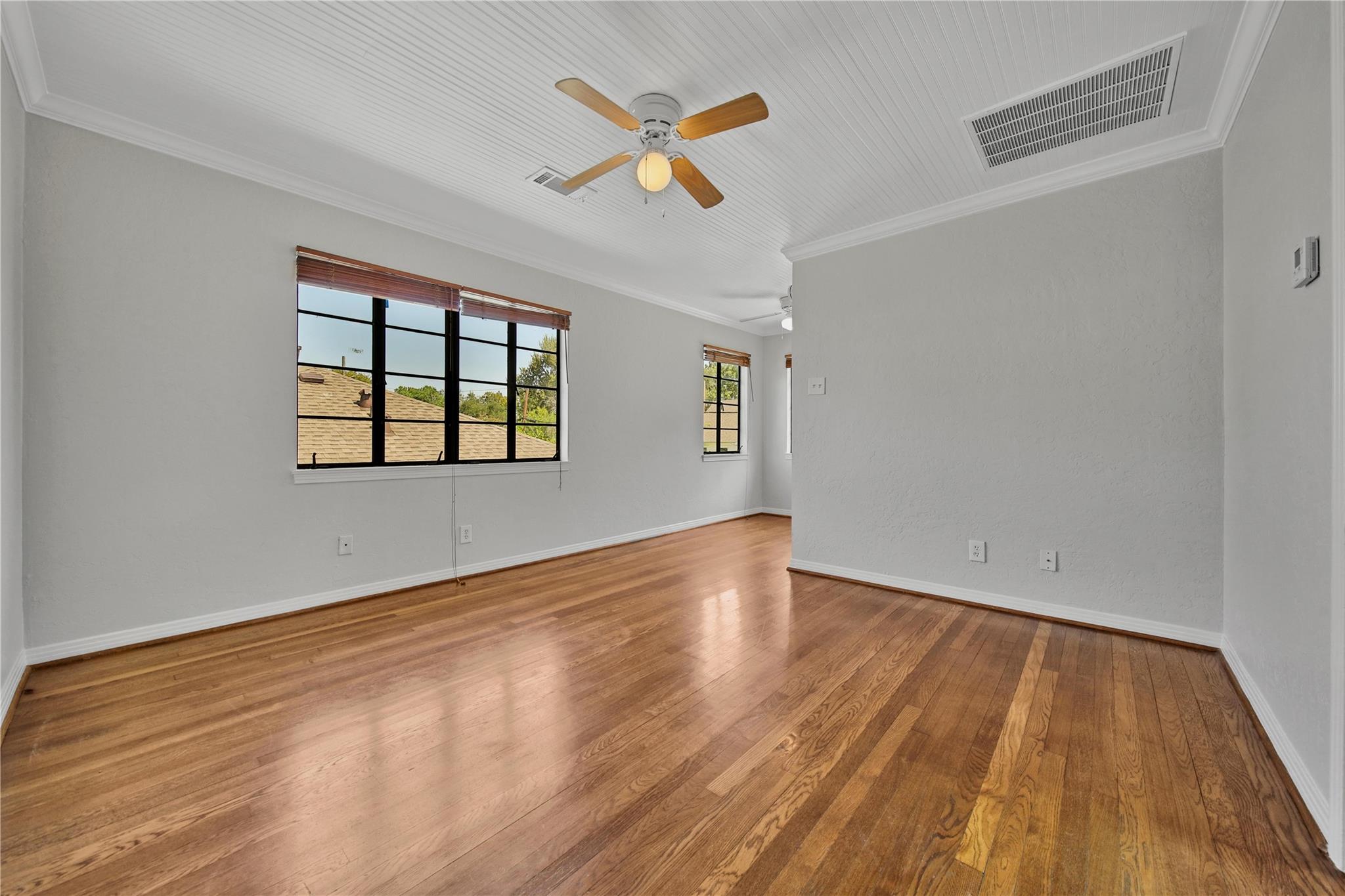 216 1/2 Munford Street