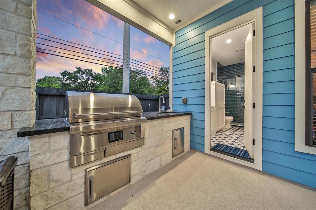 1353 Chantilly Lane