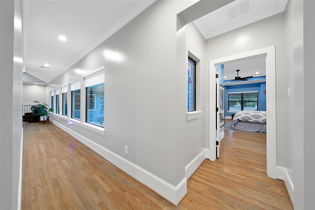 1353 Chantilly Lane