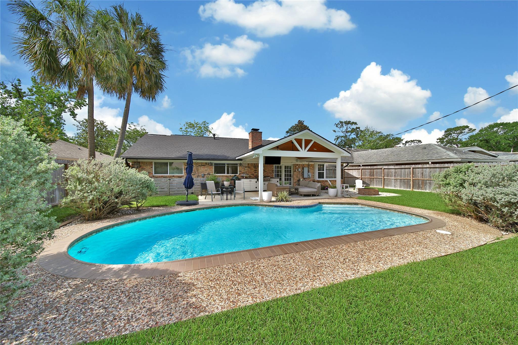 1042 Chamboard Lane