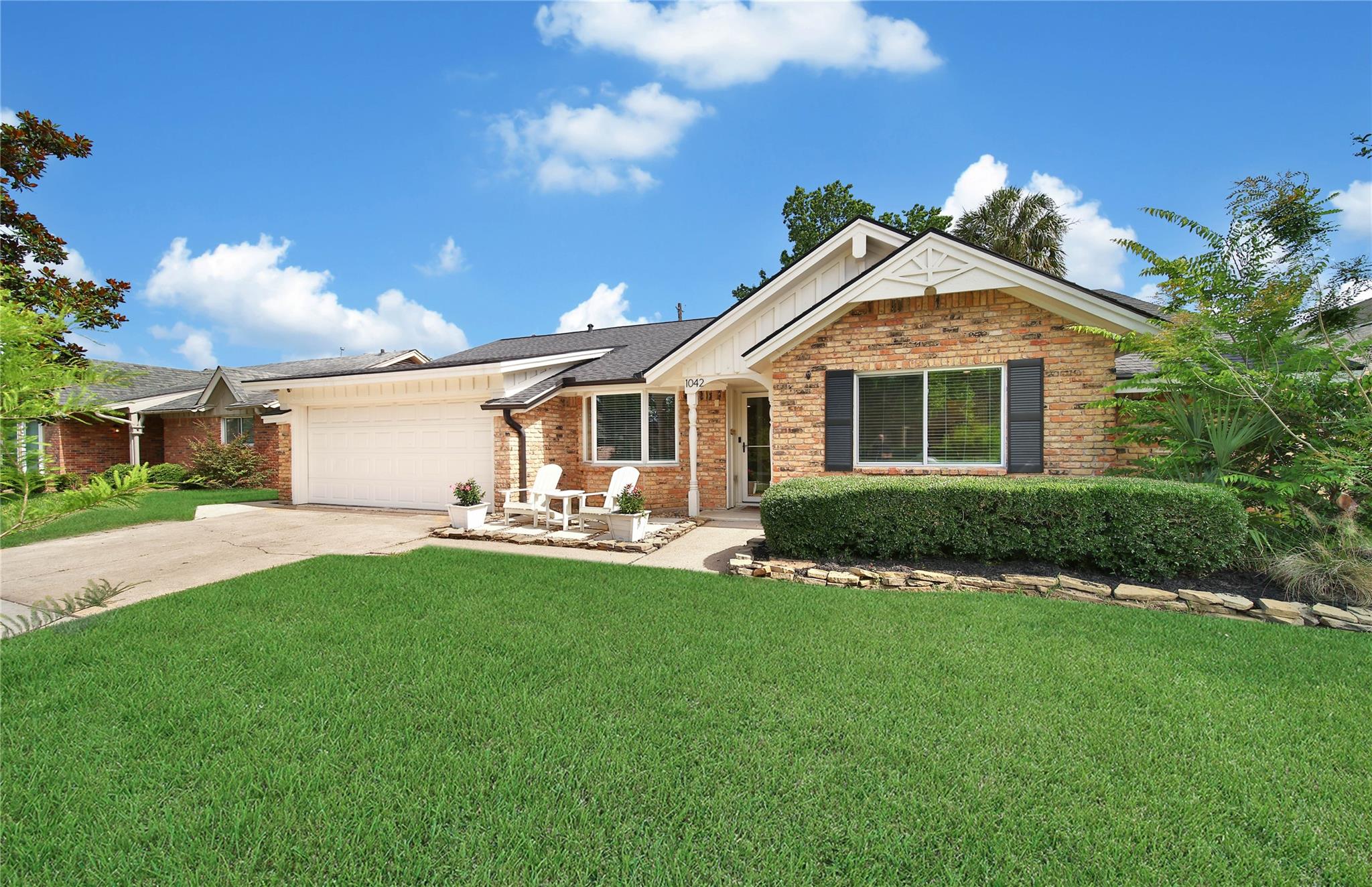 1042 Chamboard Lane
