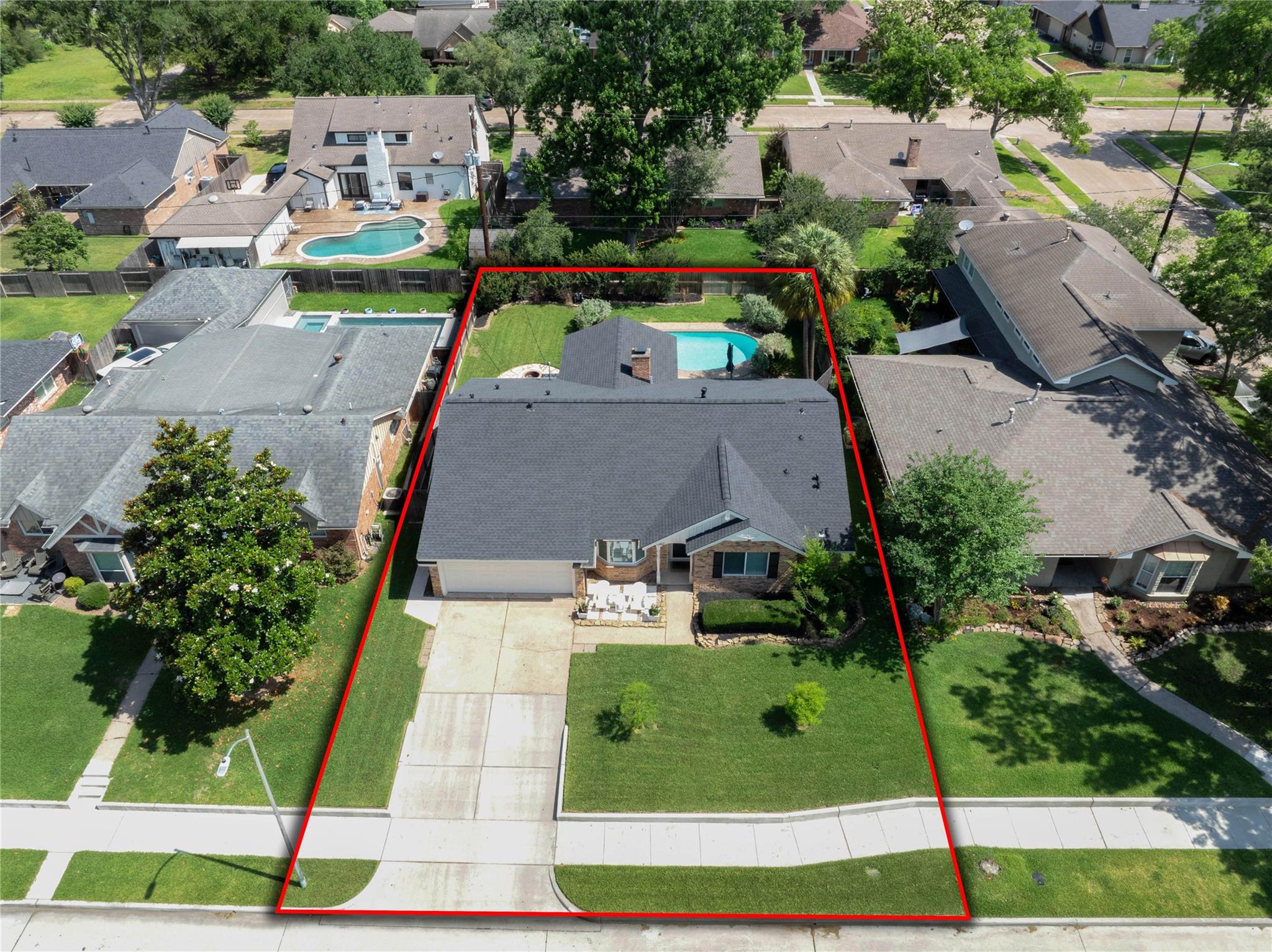 1042 Chamboard Lane