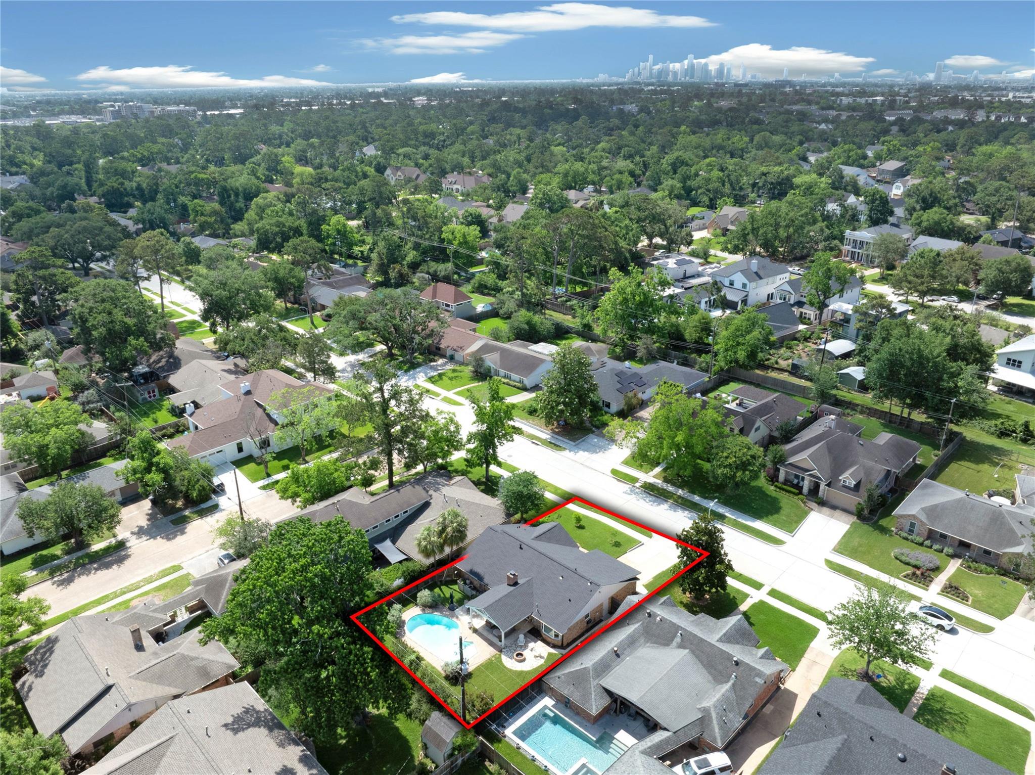 1042 Chamboard Lane