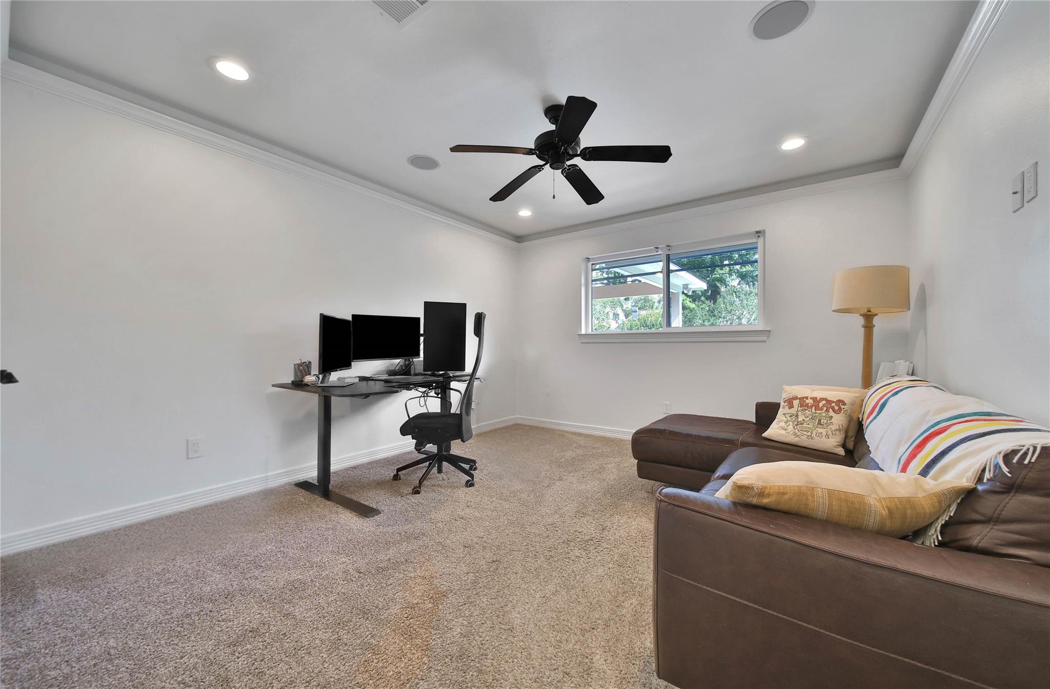 1042 Chamboard Lane