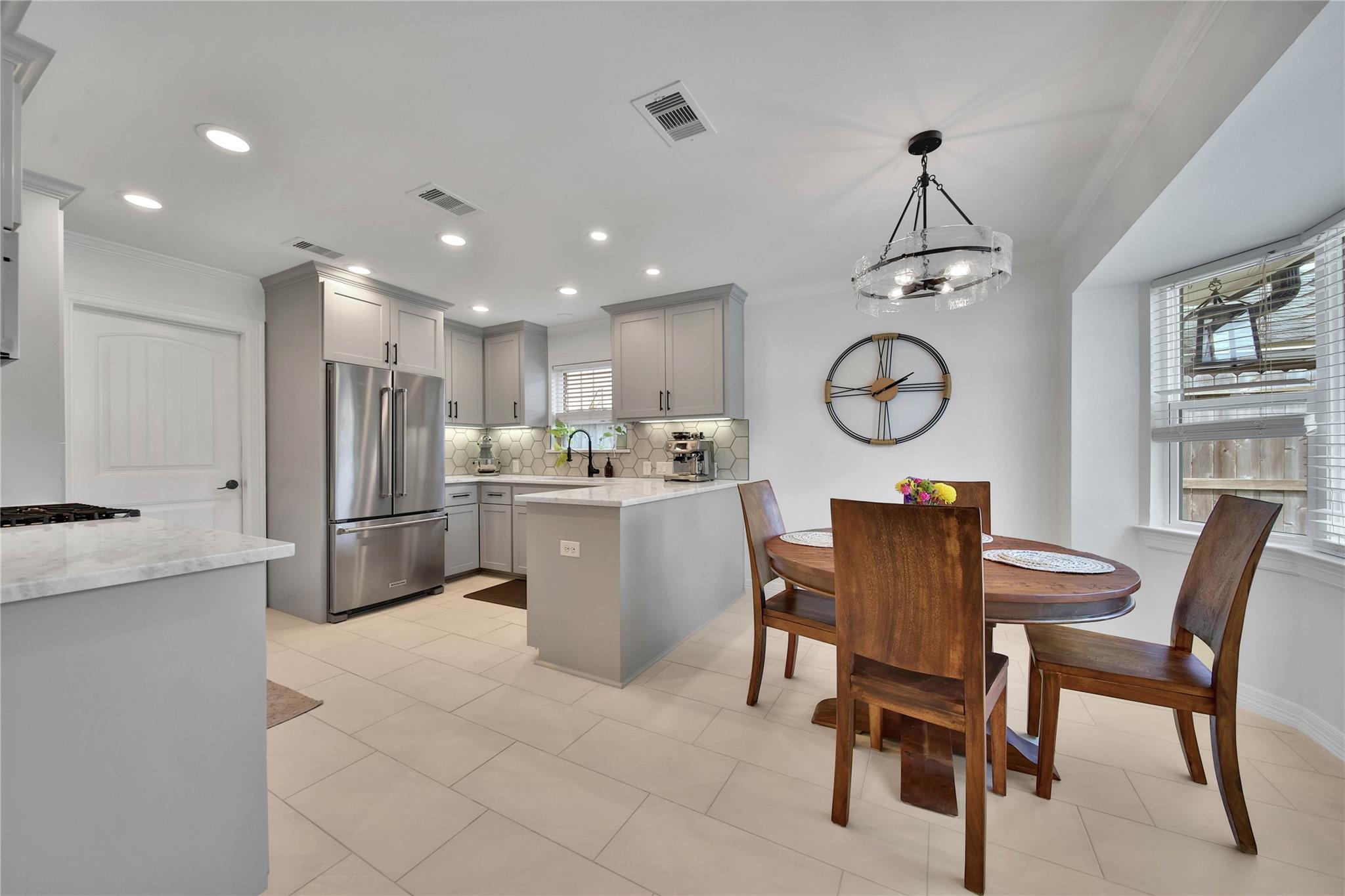 1042 Chamboard Lane