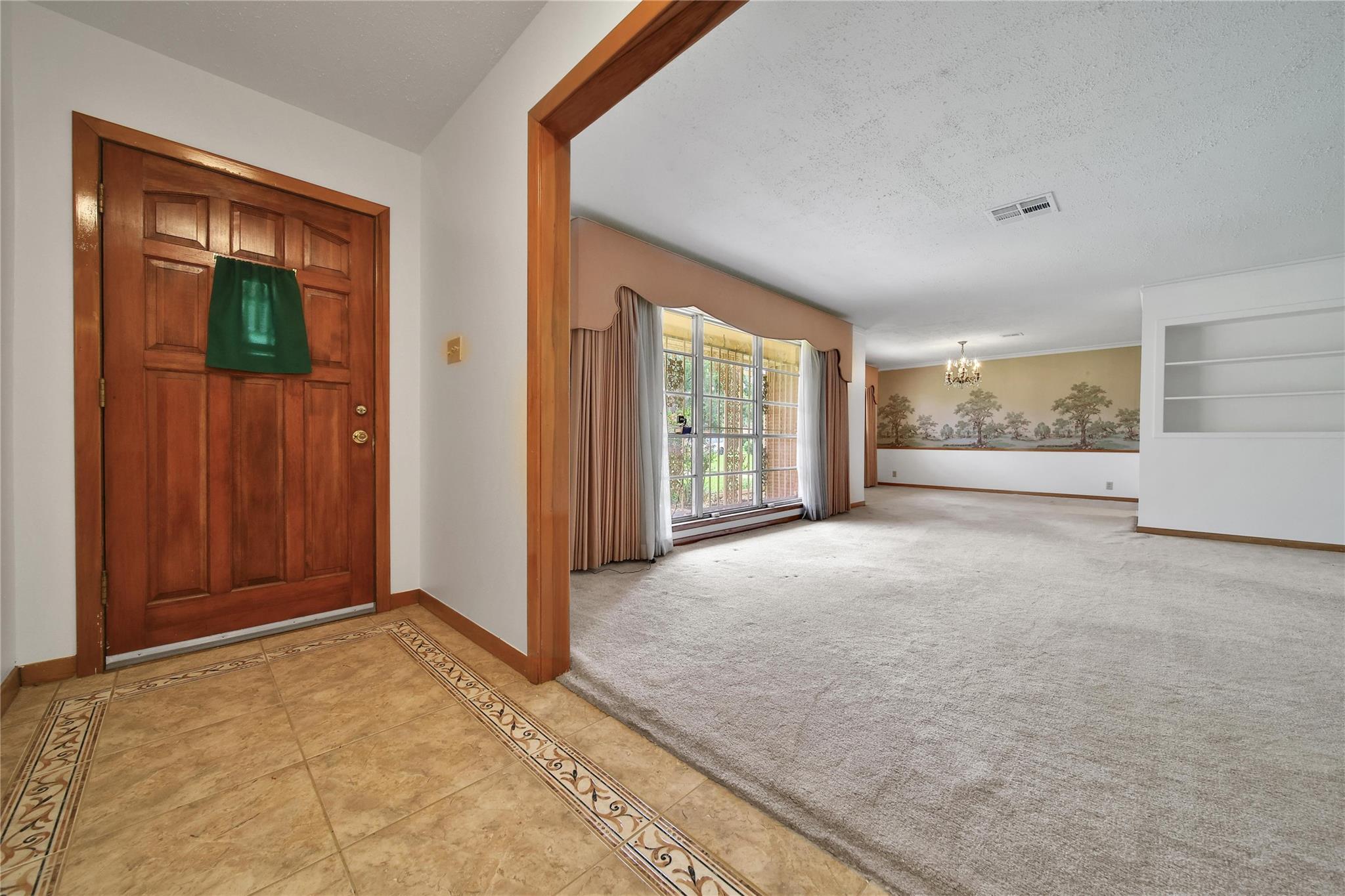 115 E Thornton Road