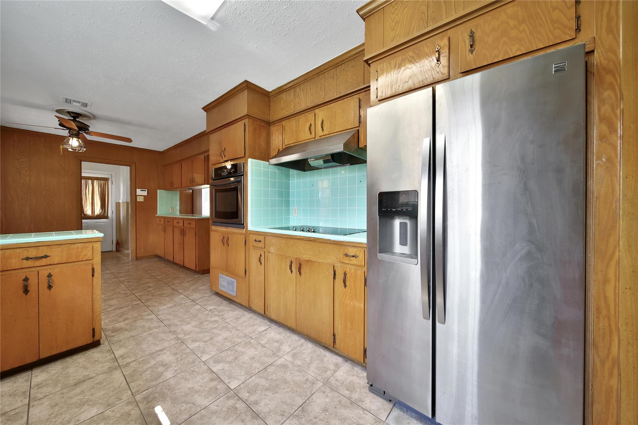 115 E Thornton Road