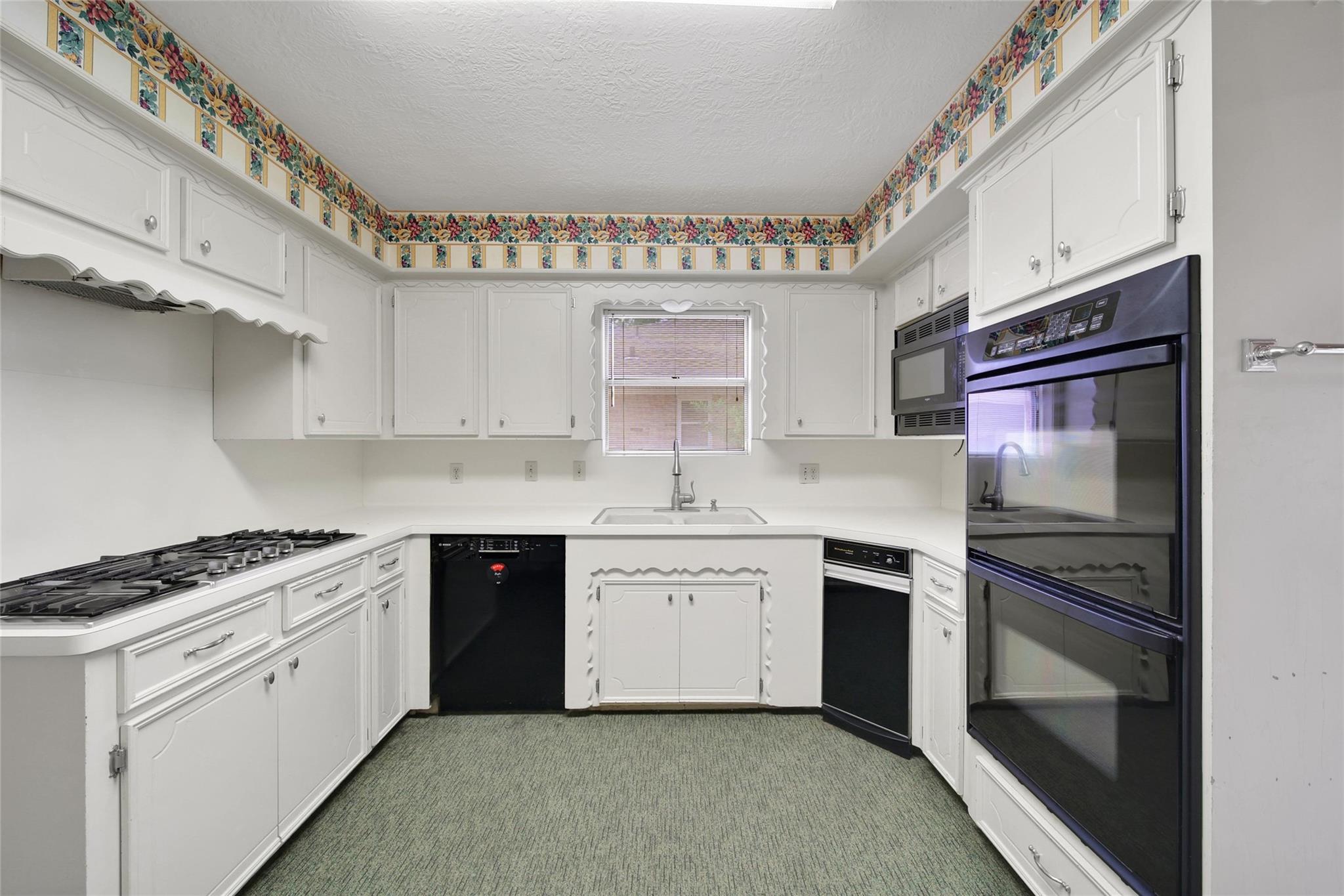1039 Cheshire Lane
