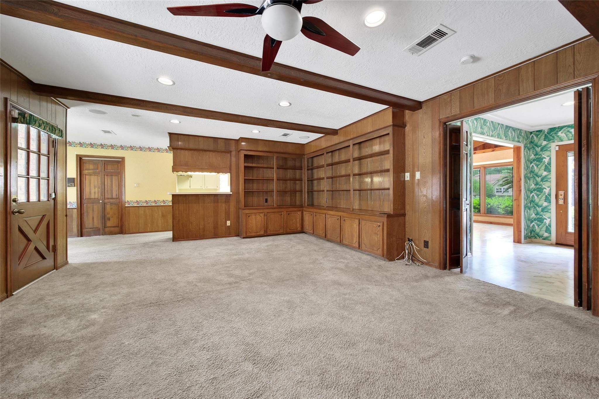1039 Cheshire Lane