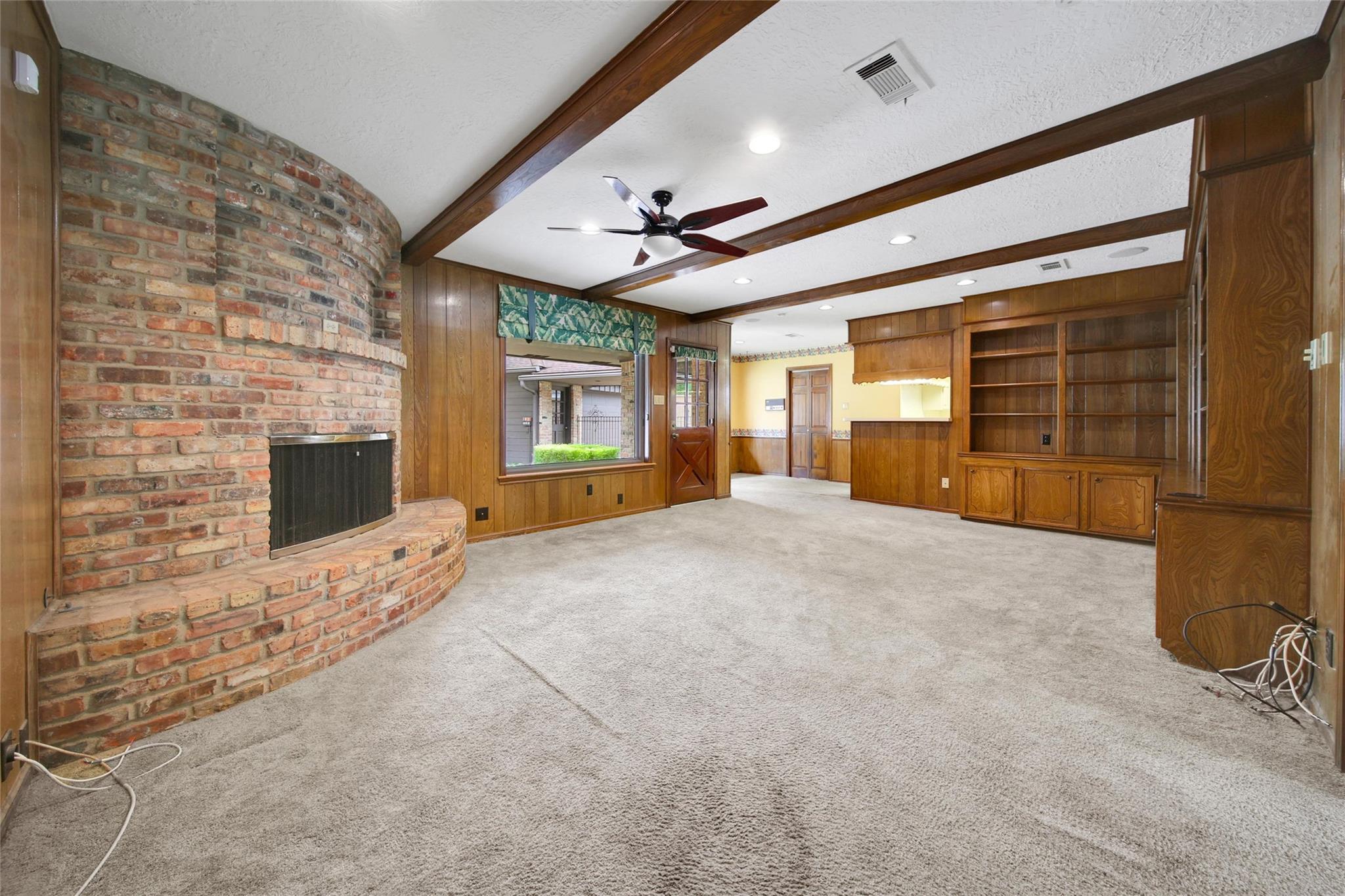 1039 Cheshire Lane