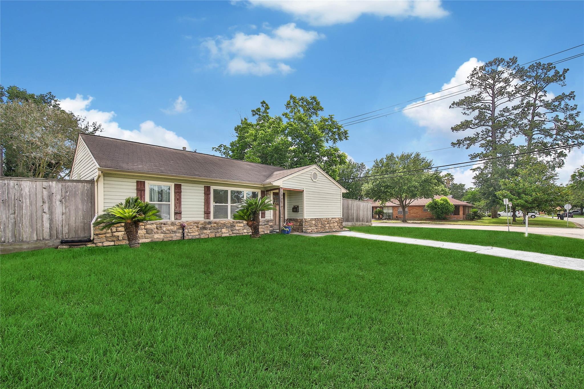 1771 De Milo Drive