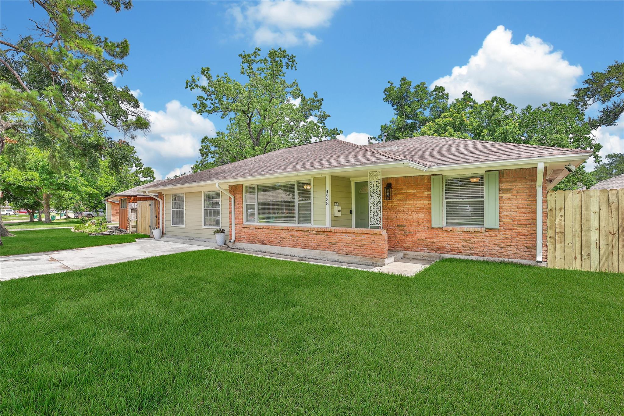 4938 Saxon Drive