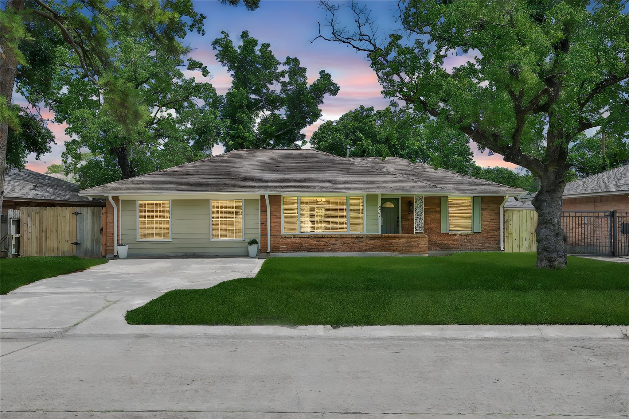 4938 Saxon Drive