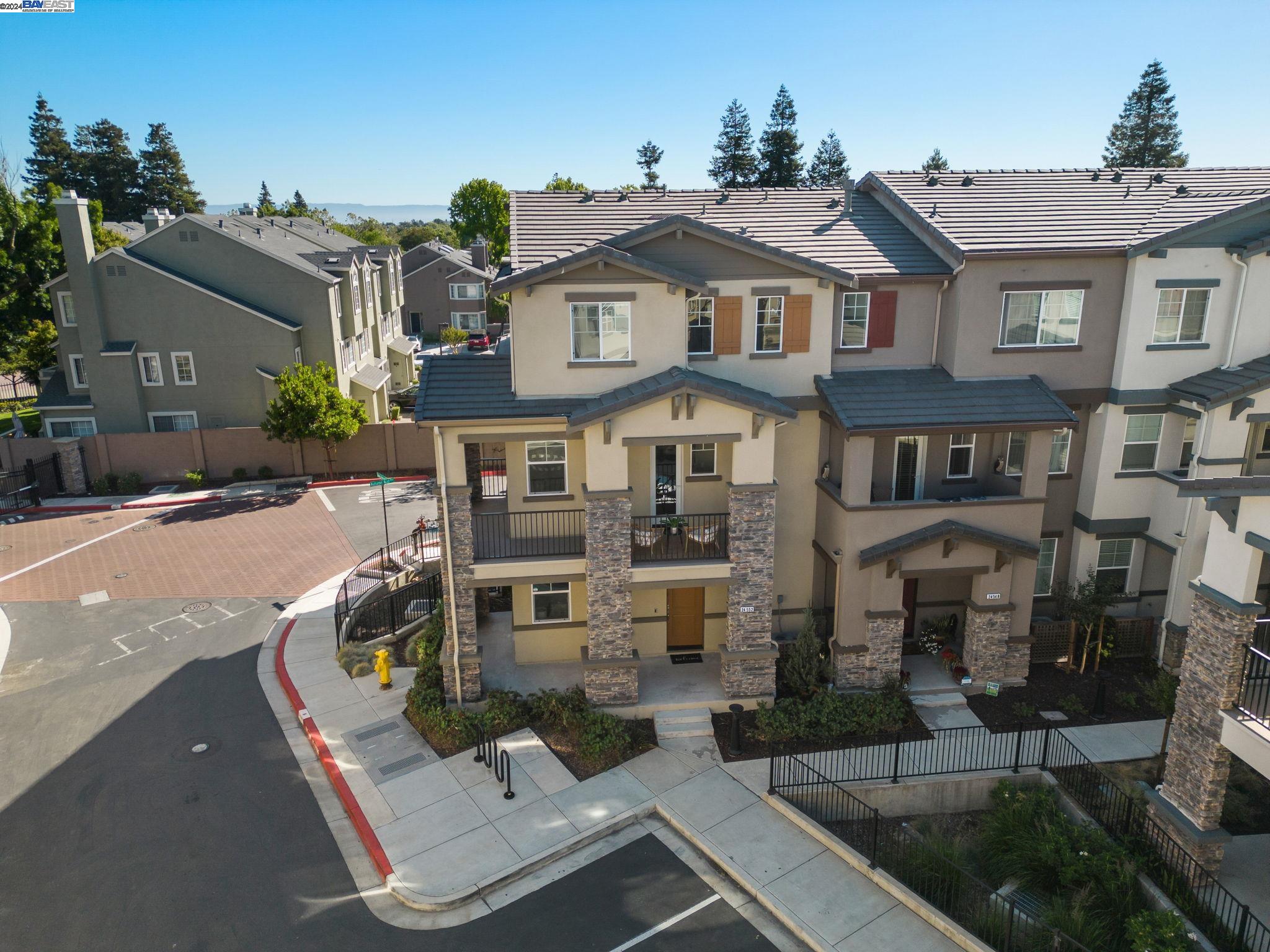 24552 Autumn Mist Way