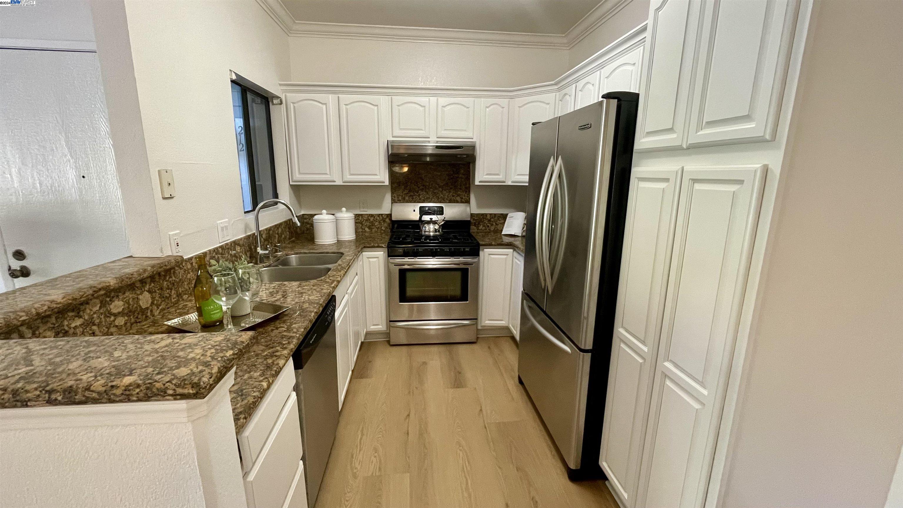 3648 Birchwood Ter # 213