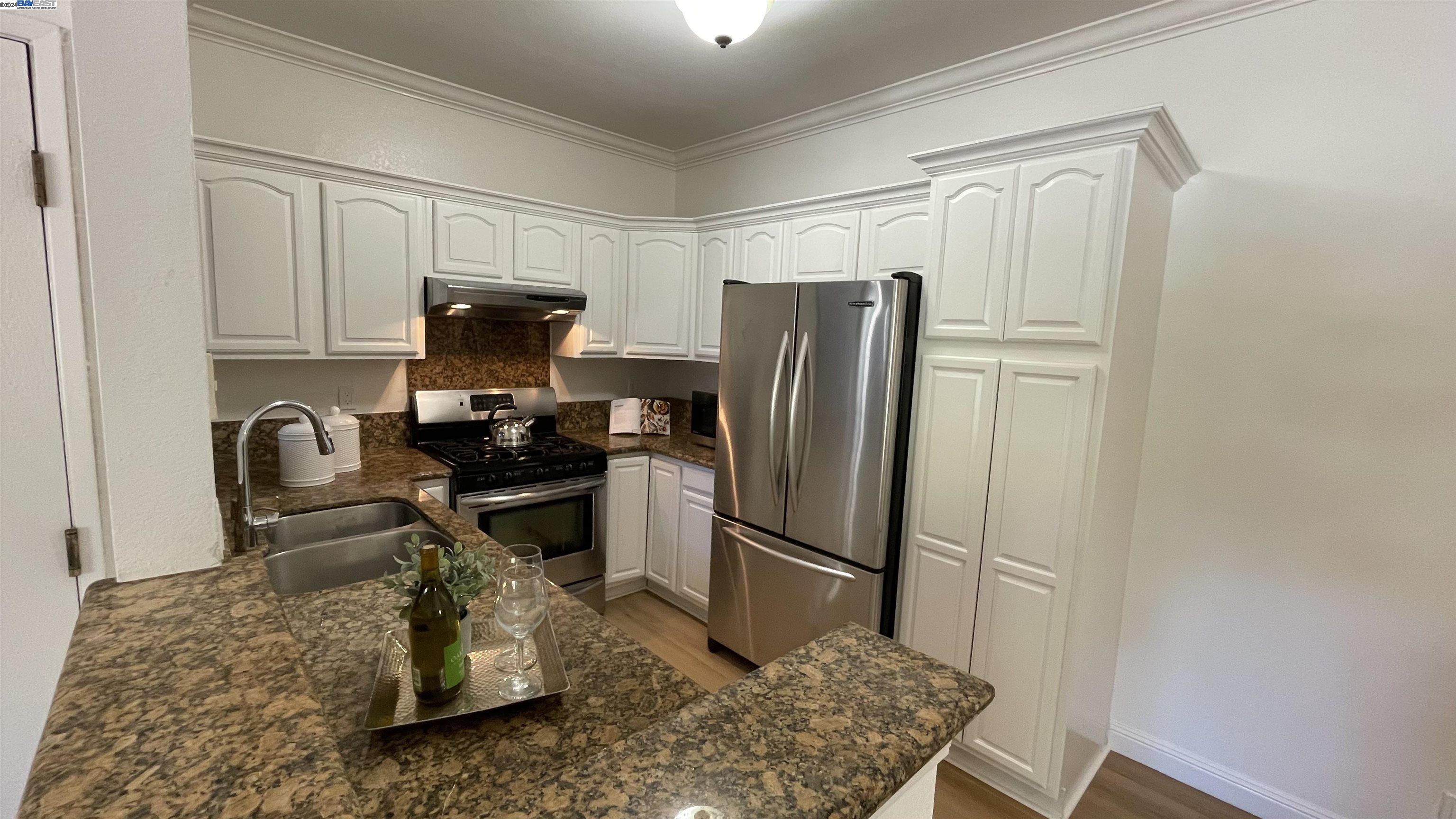 3648 Birchwood Ter # 213