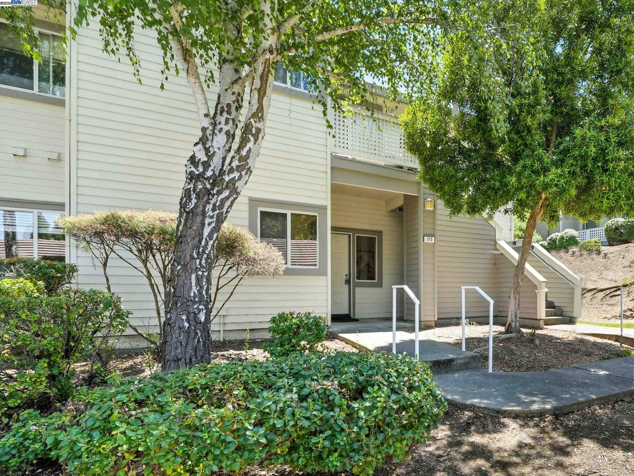 273 Florence Ct