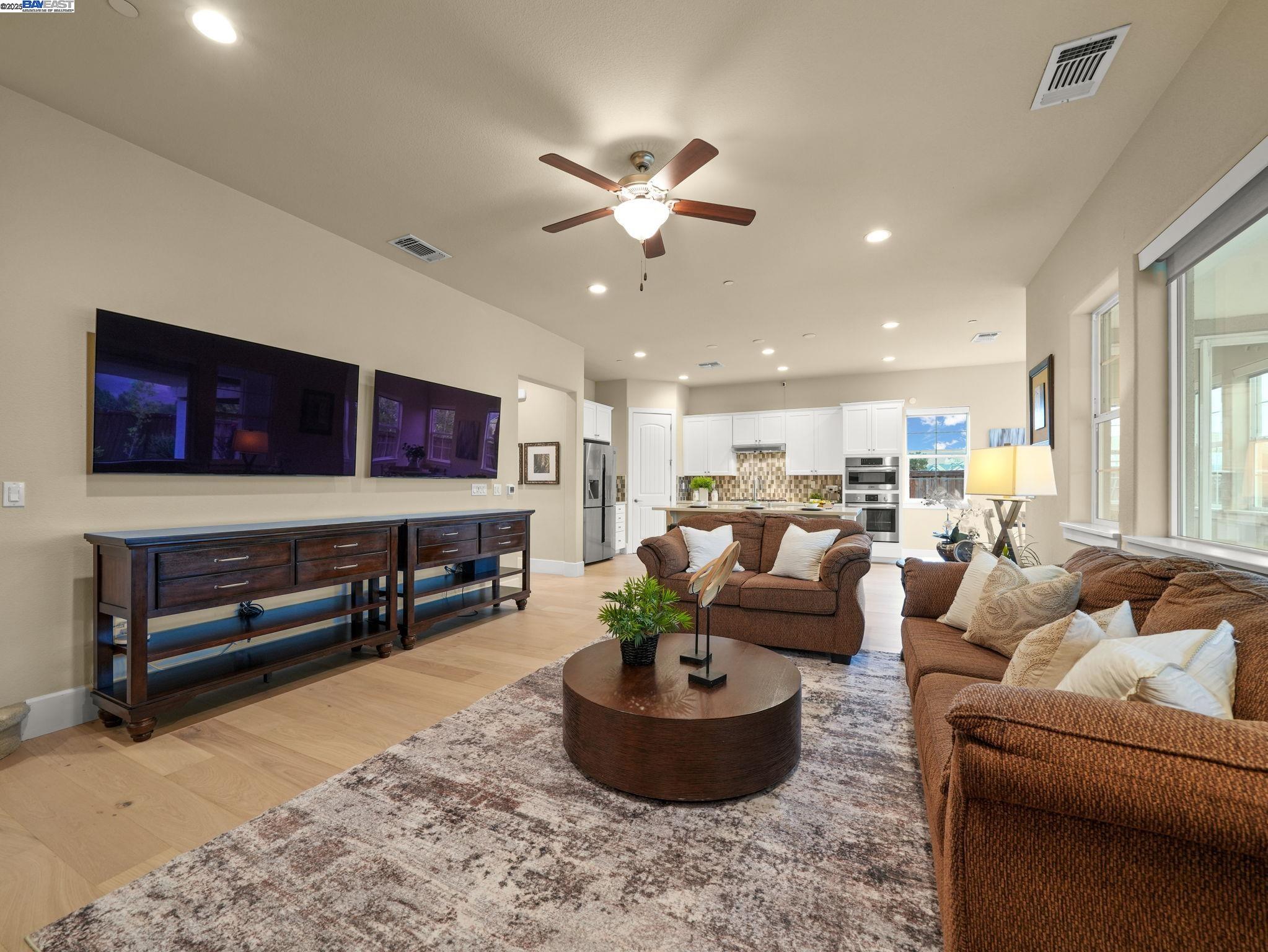 7211 Kylemore Ct