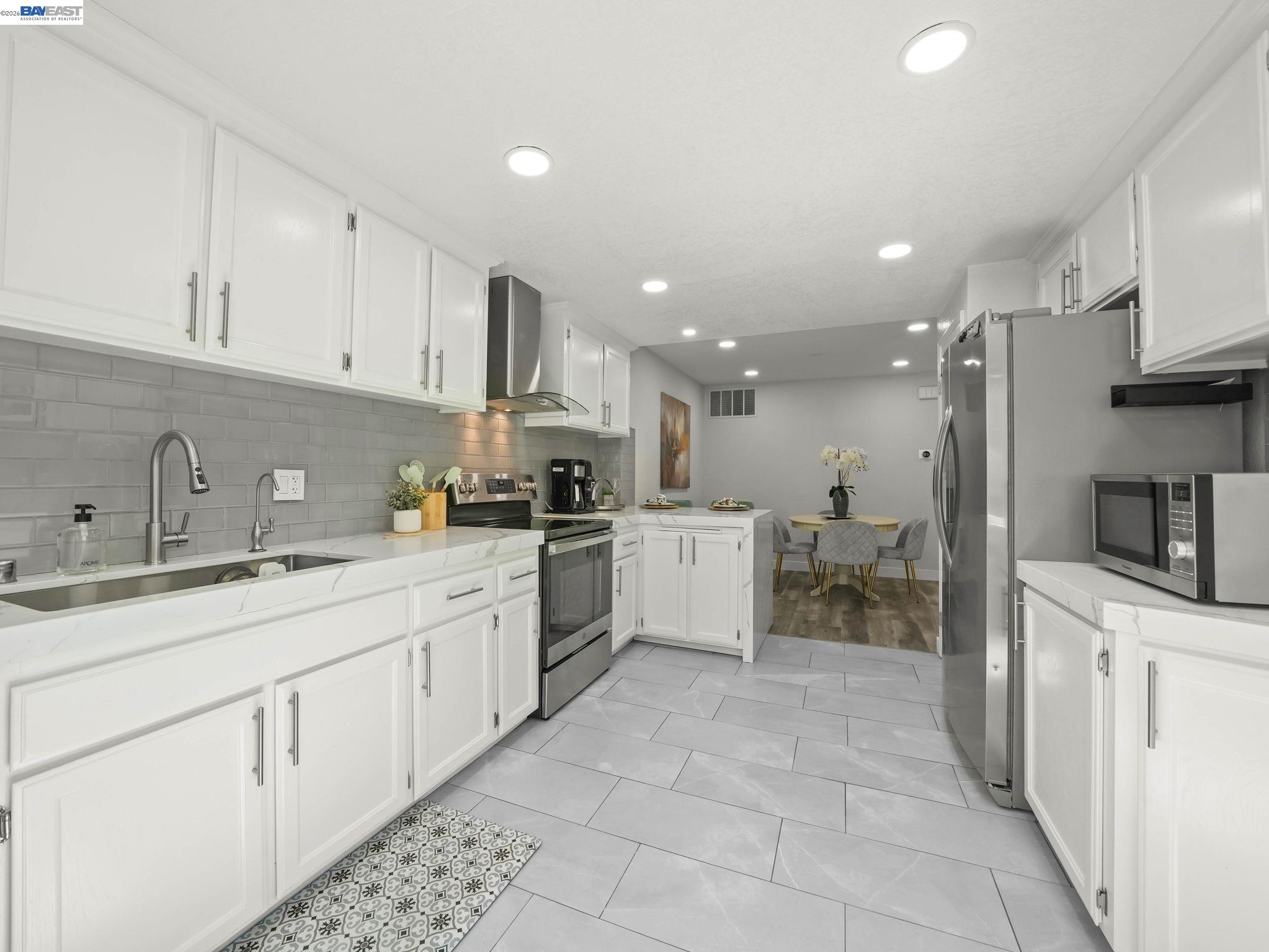 5371 San Simeon Pl