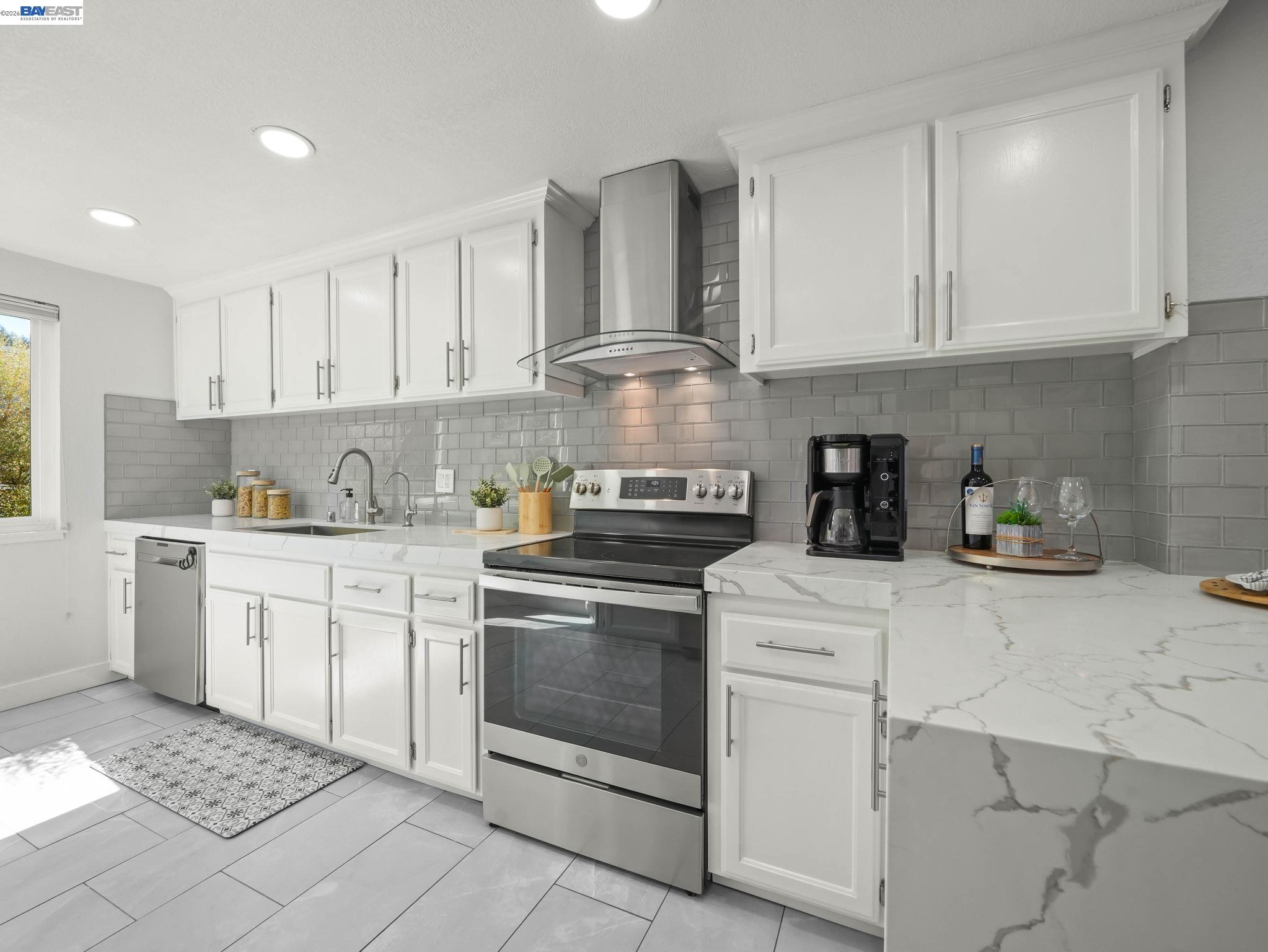 5371 San Simeon Pl