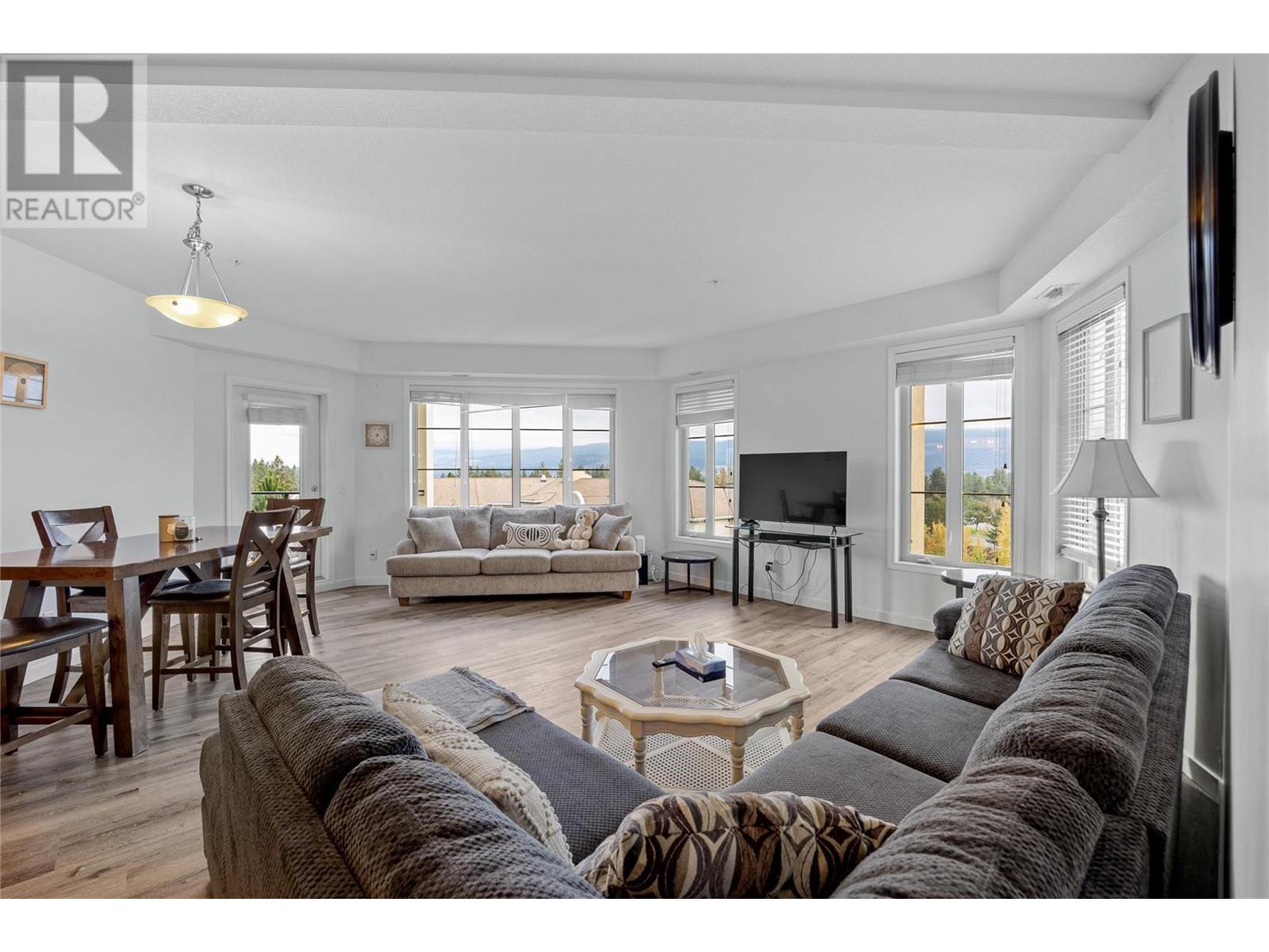 1875 Country Club Drive Unit# 1310