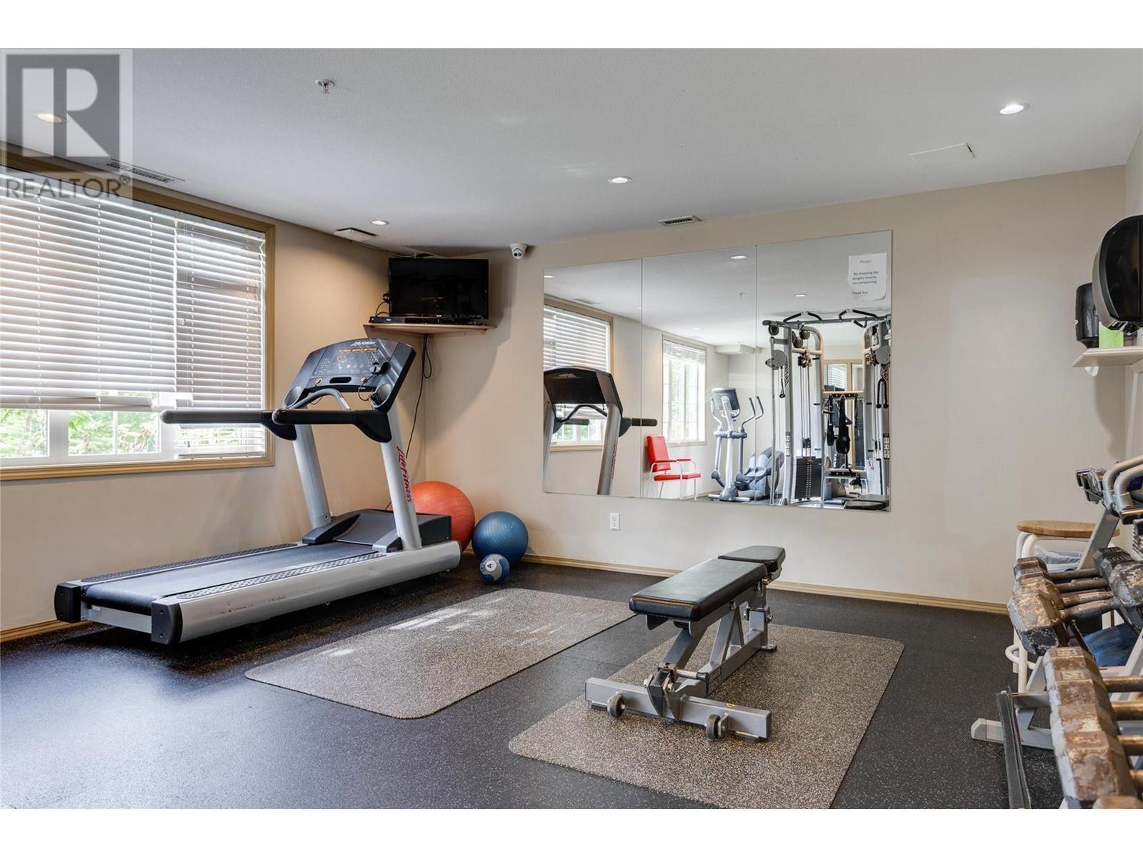 1875 Country Club Drive Unit# 1310