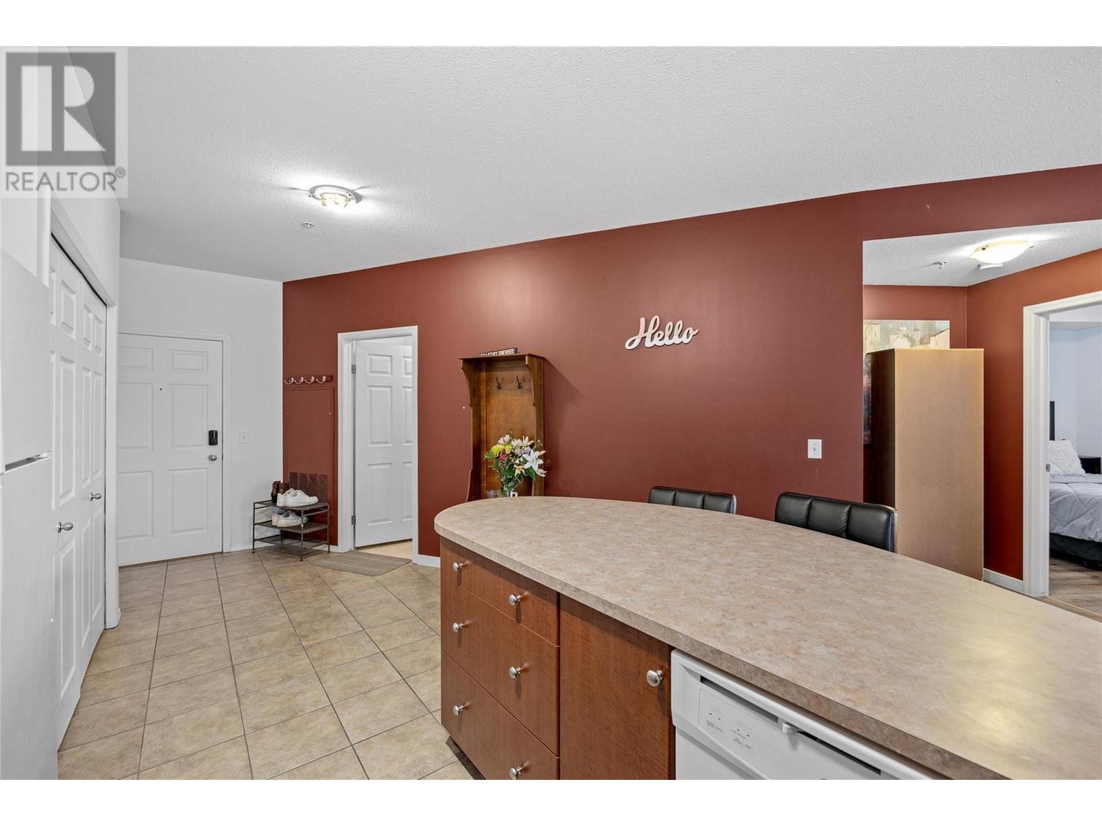 1875 Country Club Drive Unit# 1310