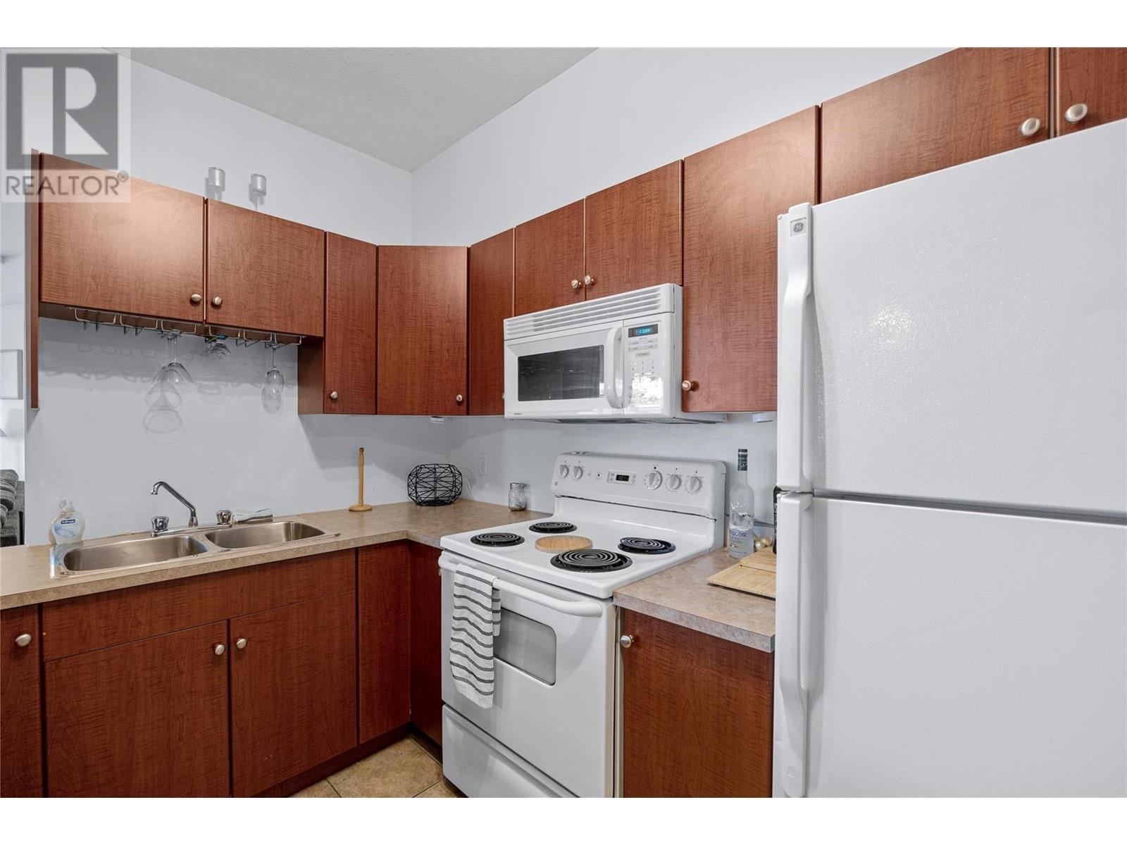 1875 Country Club Drive Unit# 1310