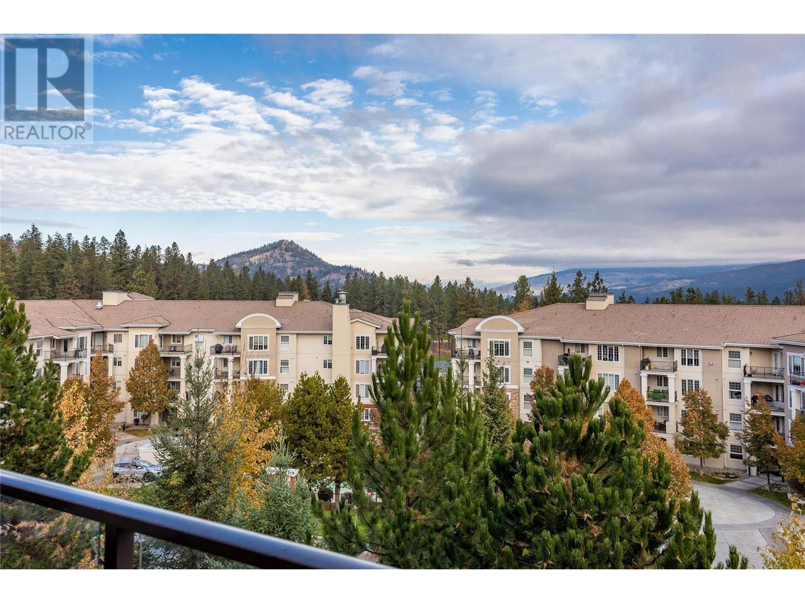 1875 Country Club Drive Unit# 1310