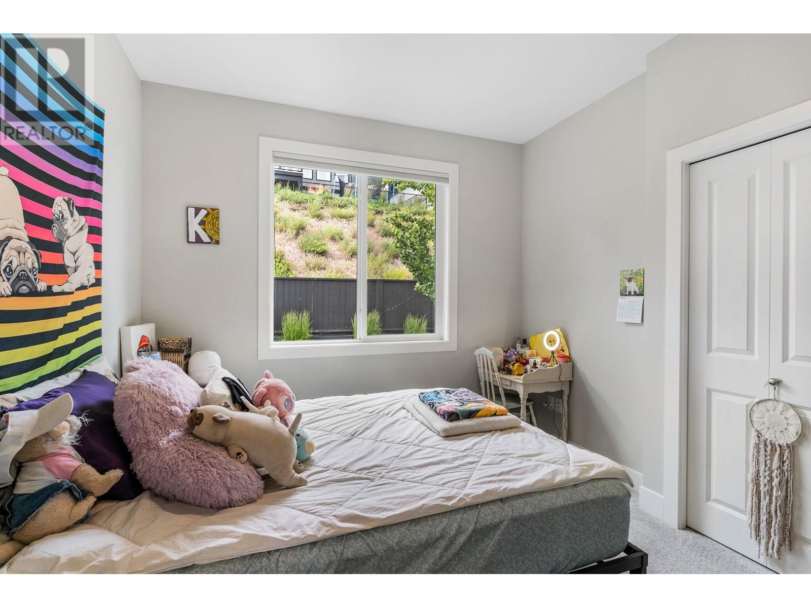 2620 Paramount Drive