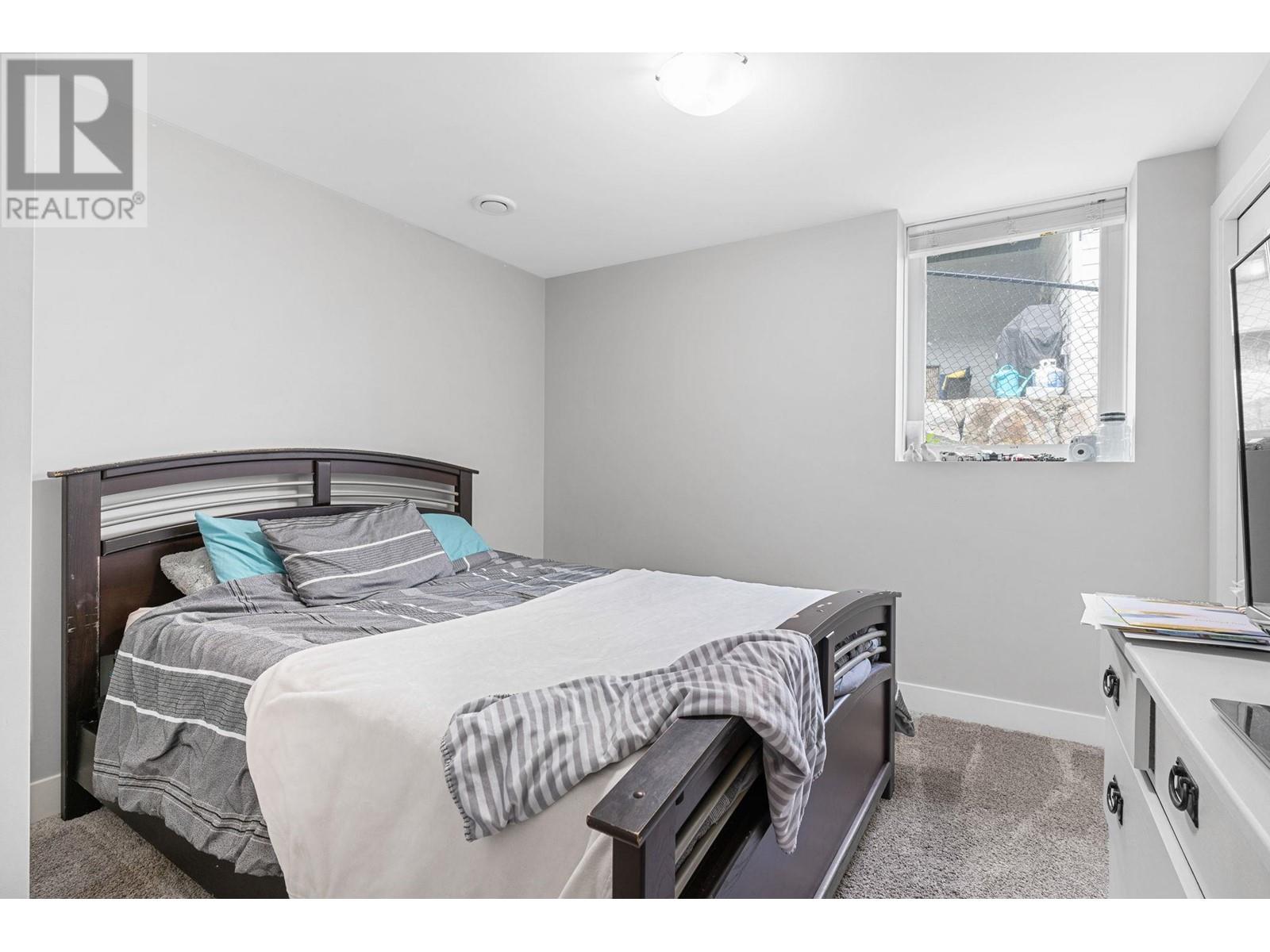 2620 Paramount Drive